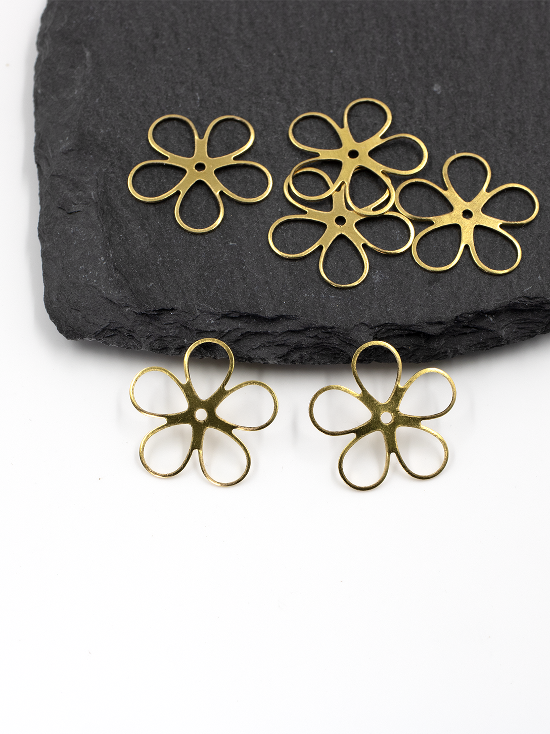 10 x Raw Brass Open Flower Links, 22mm Brass Flower Charms (C0120)