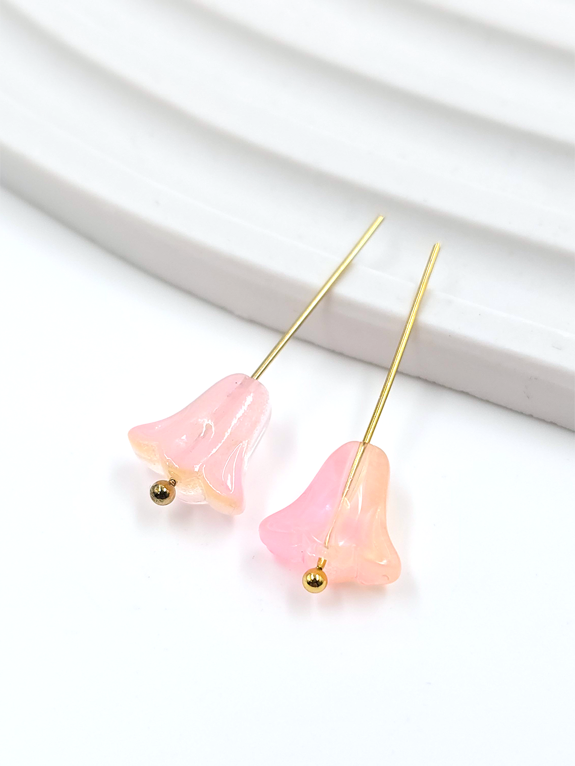 10 x Bell Shaped Pink to Yellow Glass Flower Beads, 10x10mm