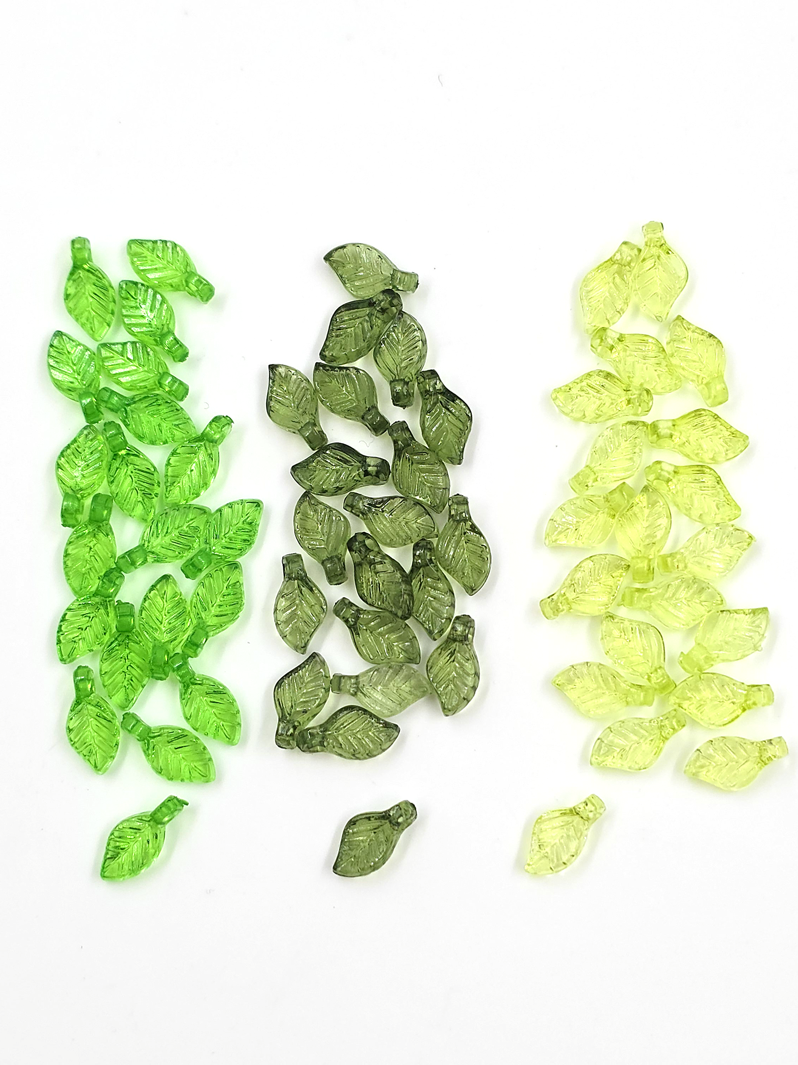 60 x Tiny Transparent Green Mix Acrylic Leaf Beads, 5x10mm