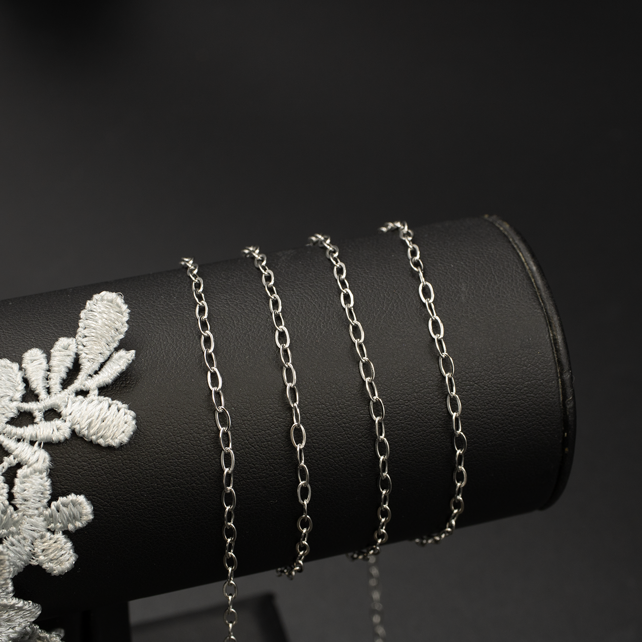 Stainless Steel 2.5mm Flat Oval Link Chain