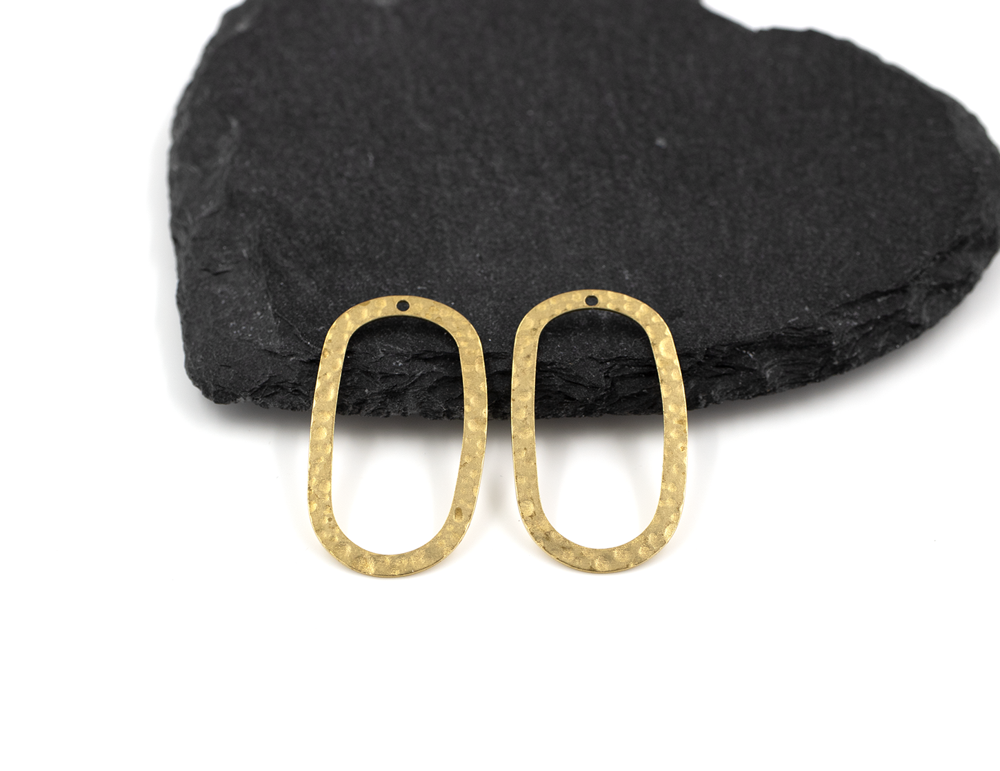 6 x Raw Brass Open Hammered Pendant, 35x20mm (C0503)