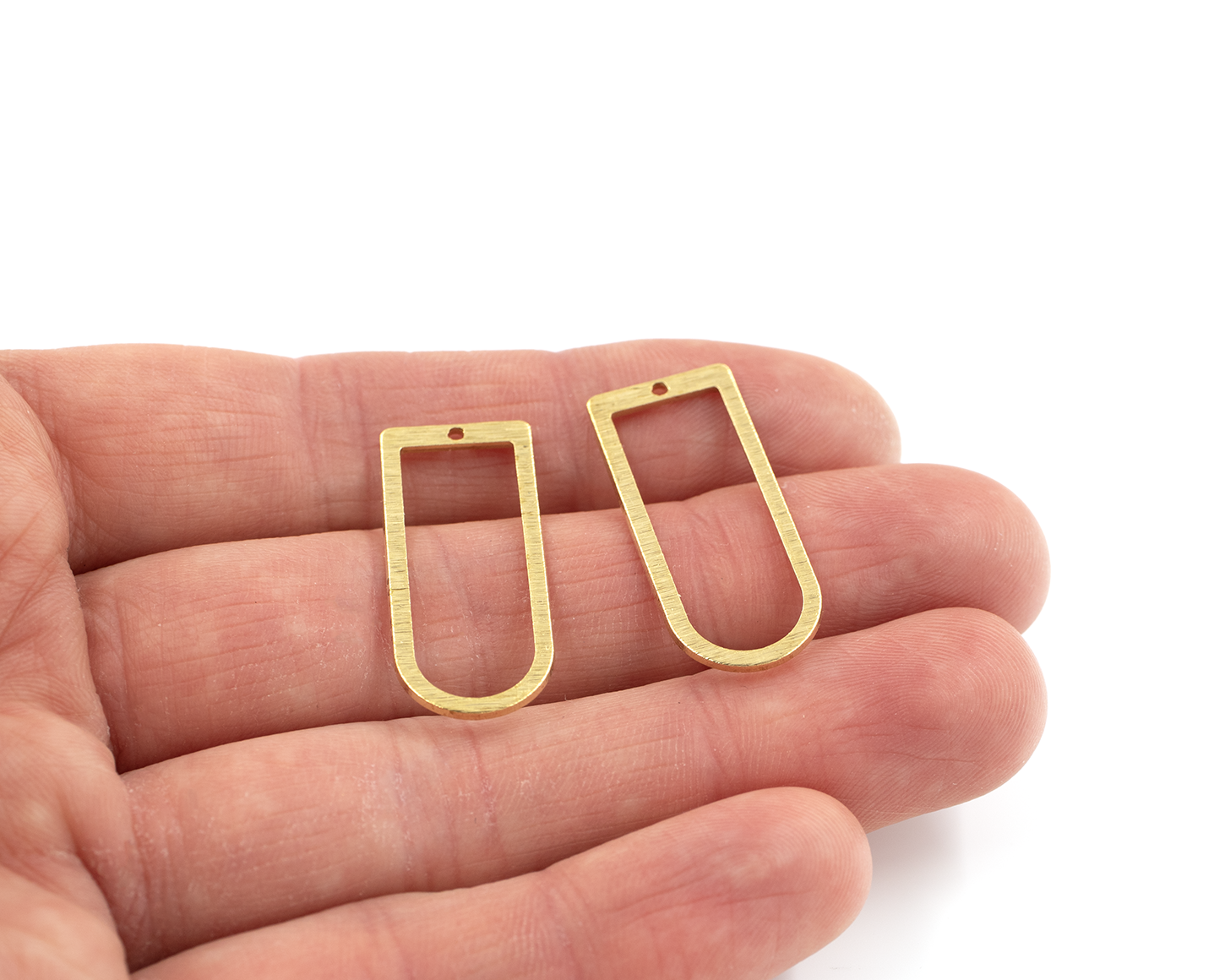 4 x Raw Brass Open D-shape Pendants, 30x13mm (C0504)