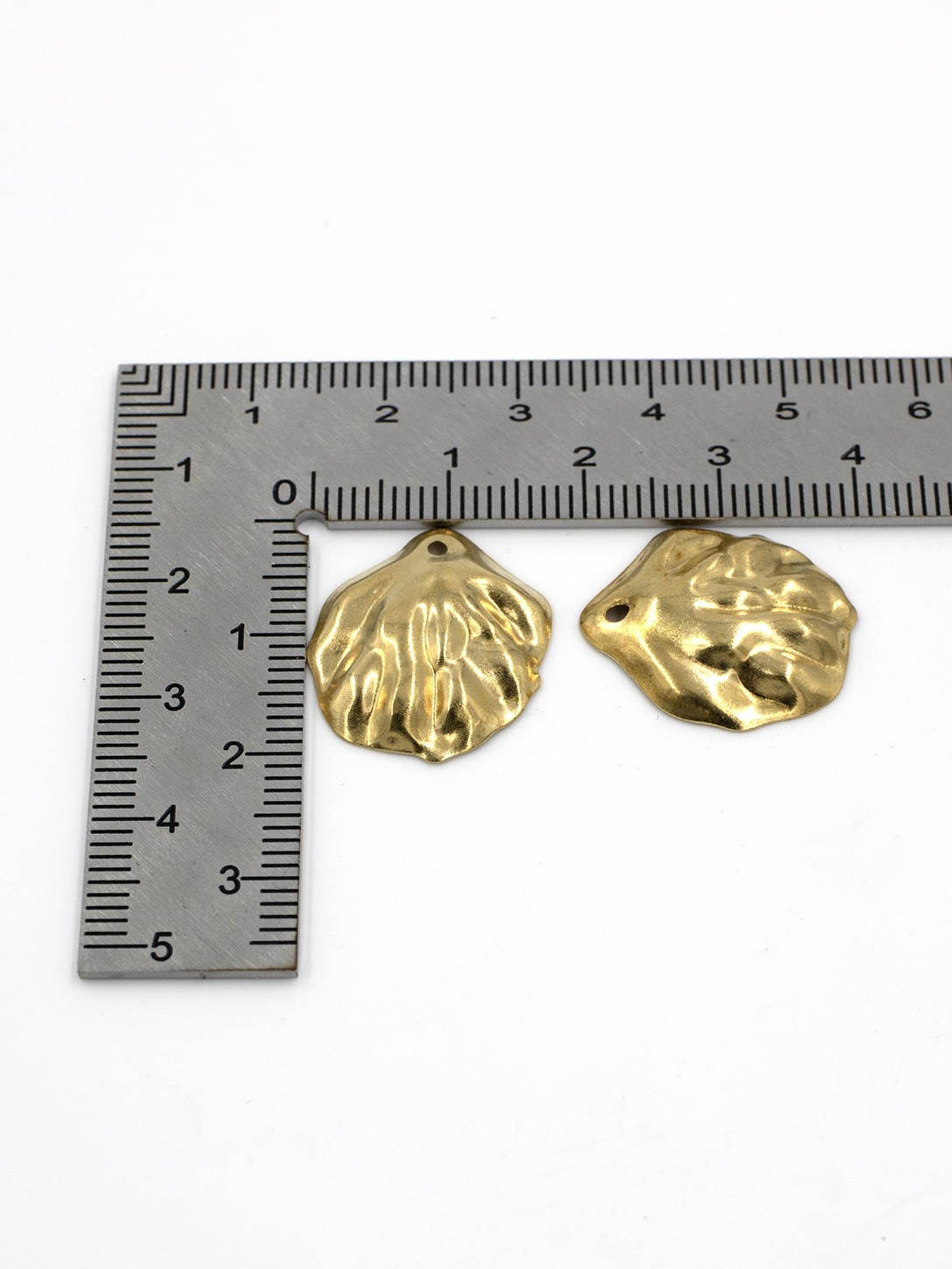 6 x Raw Brass 3D Flower Petal Charms, 20x17.5mm (C0706)