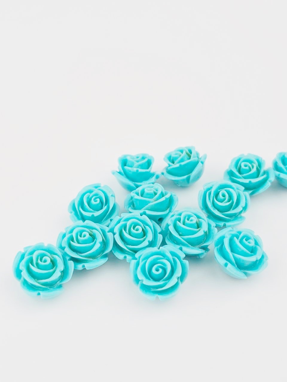 6 x Turquoise Coral Rose Bud Beads, 15mm (3580)