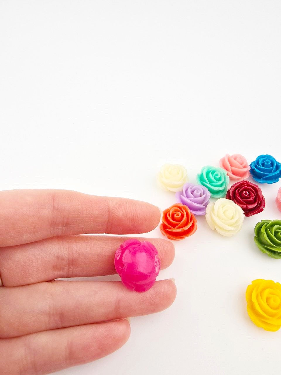 10 x Mixed Colour Coral Rose Bud Beads, 20mm (3585)