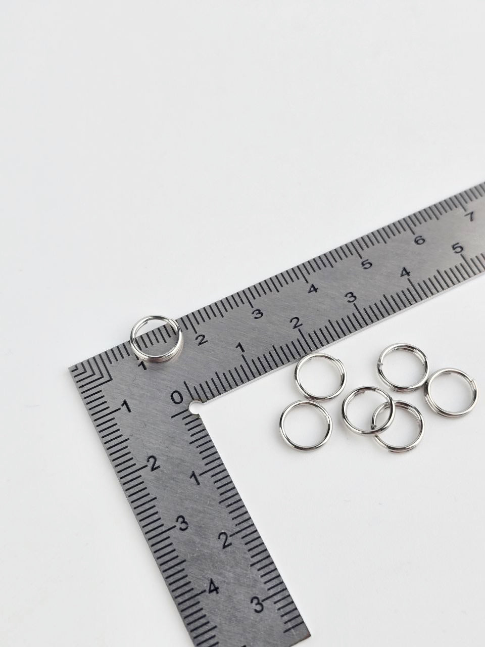 50 x Stainless Steel Split Jump Rings, 8mm