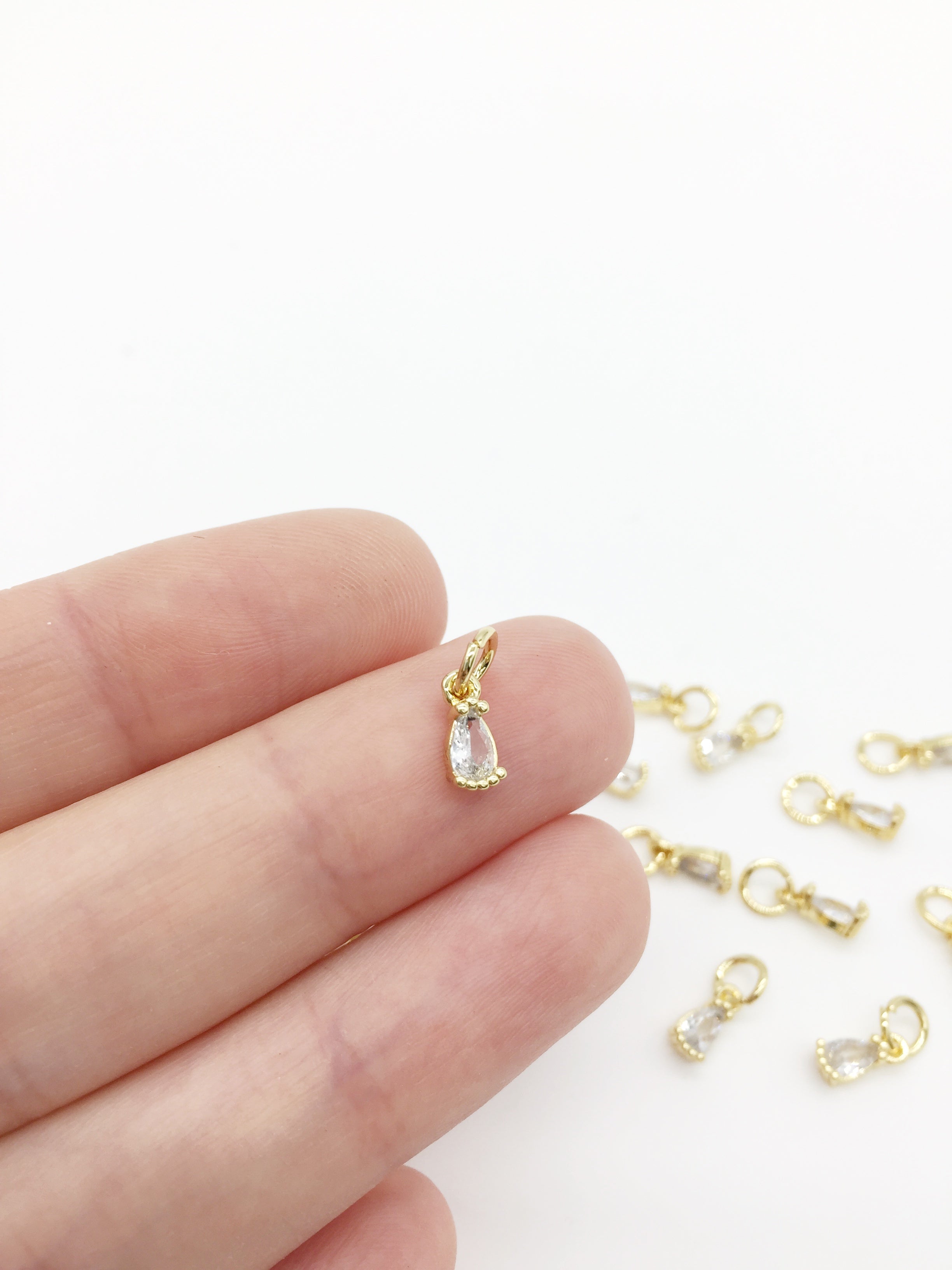 2 x Tiny 18K Gold Plated Clear Teardrop Cubic Zirconia Charms with Jump Rings, 3x8mm (0174)