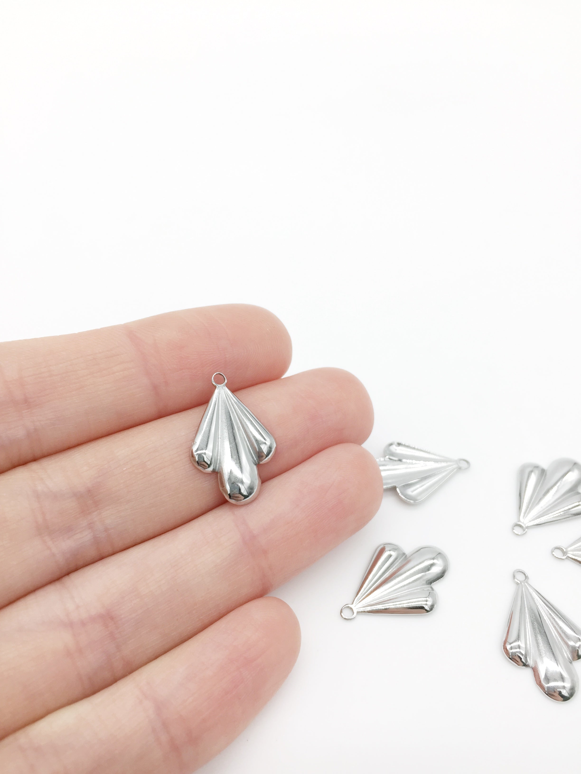 1 x Stainless Steel Domed Fan Charm, 20x13mm (0107S)