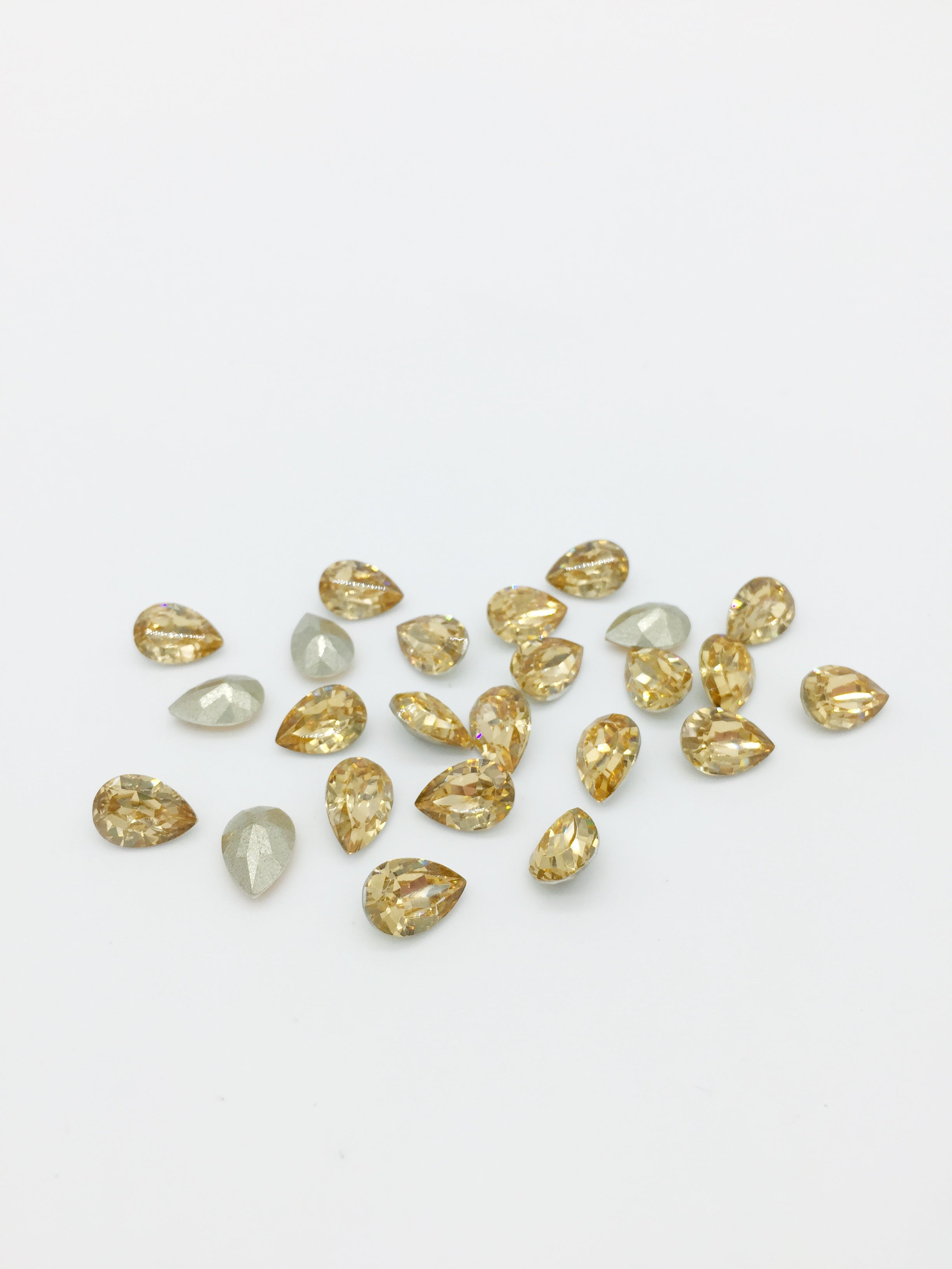 24 x 7x10mm Silk Teardrop Rhinestones, Foiled Back (4091)