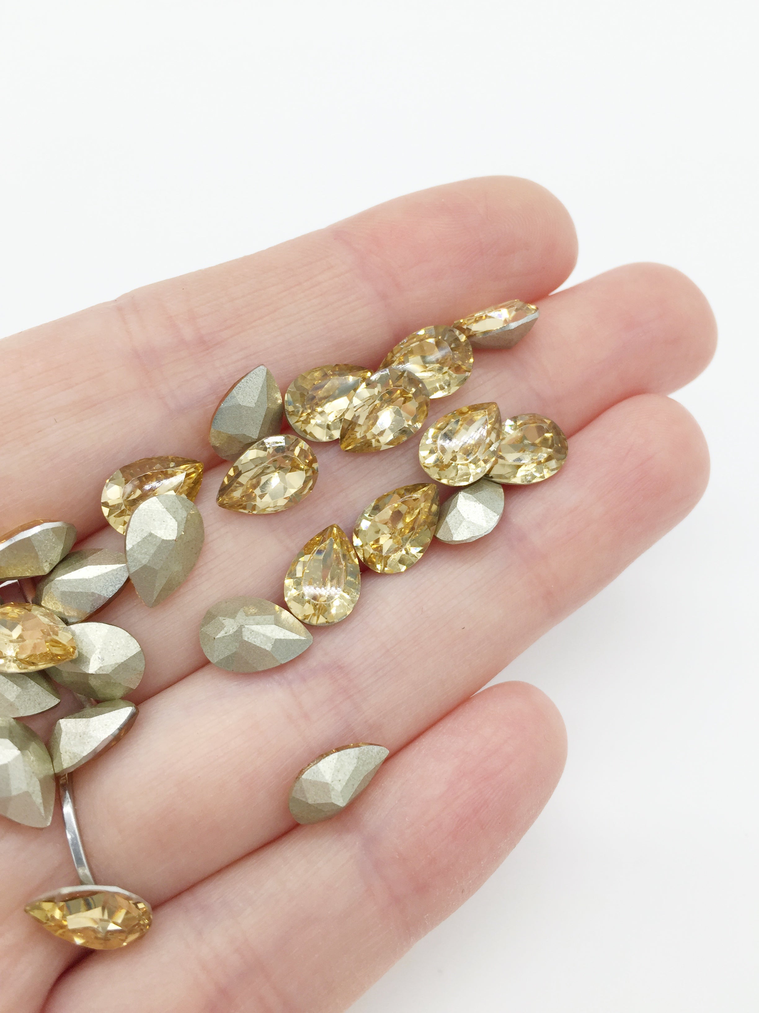 24 x 7x10mm Silk Teardrop Rhinestones, Foiled Back (4091)