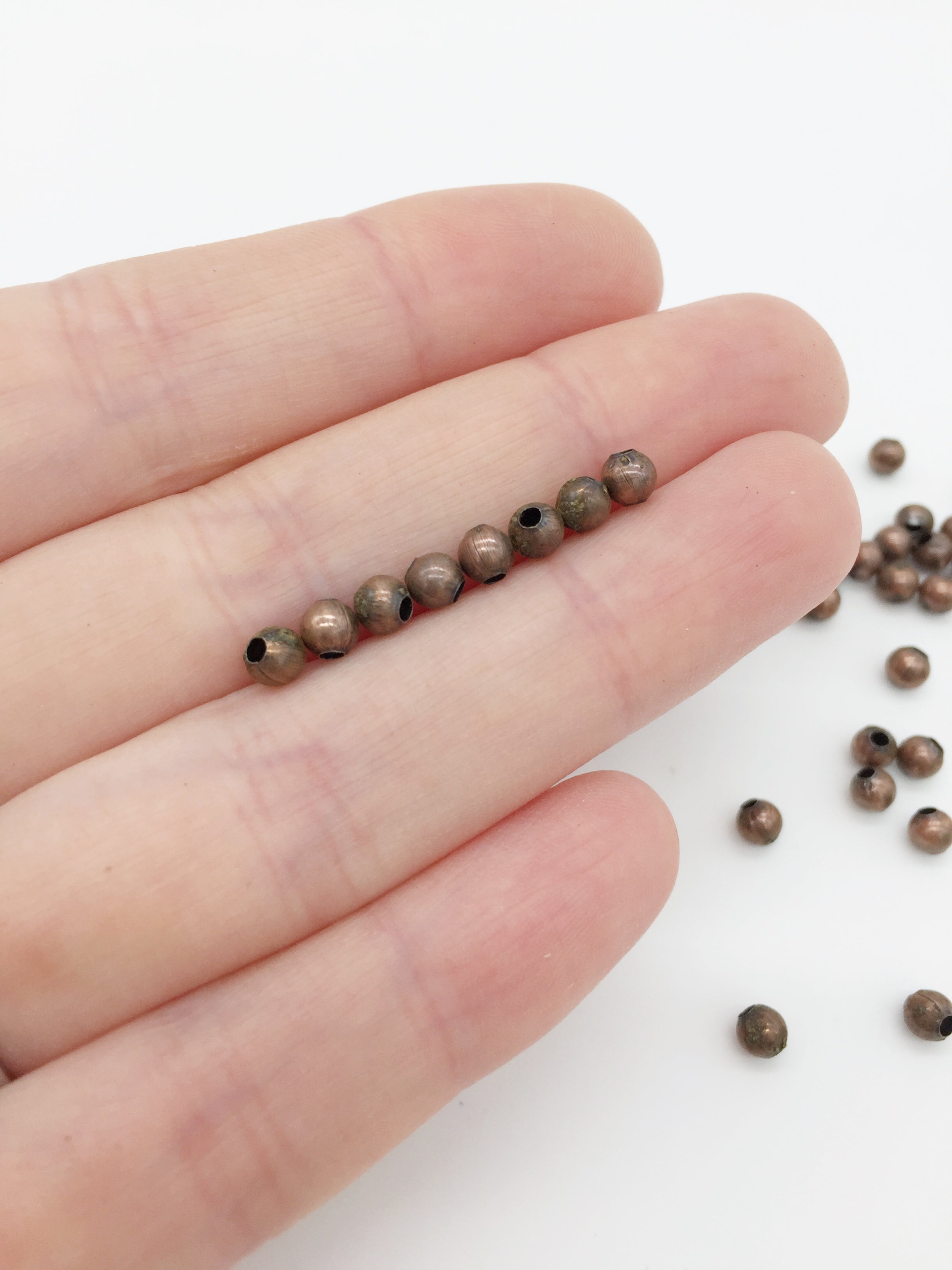 300 x Antique Copper Tiny Round Spacer Beads, 4mm (4113)