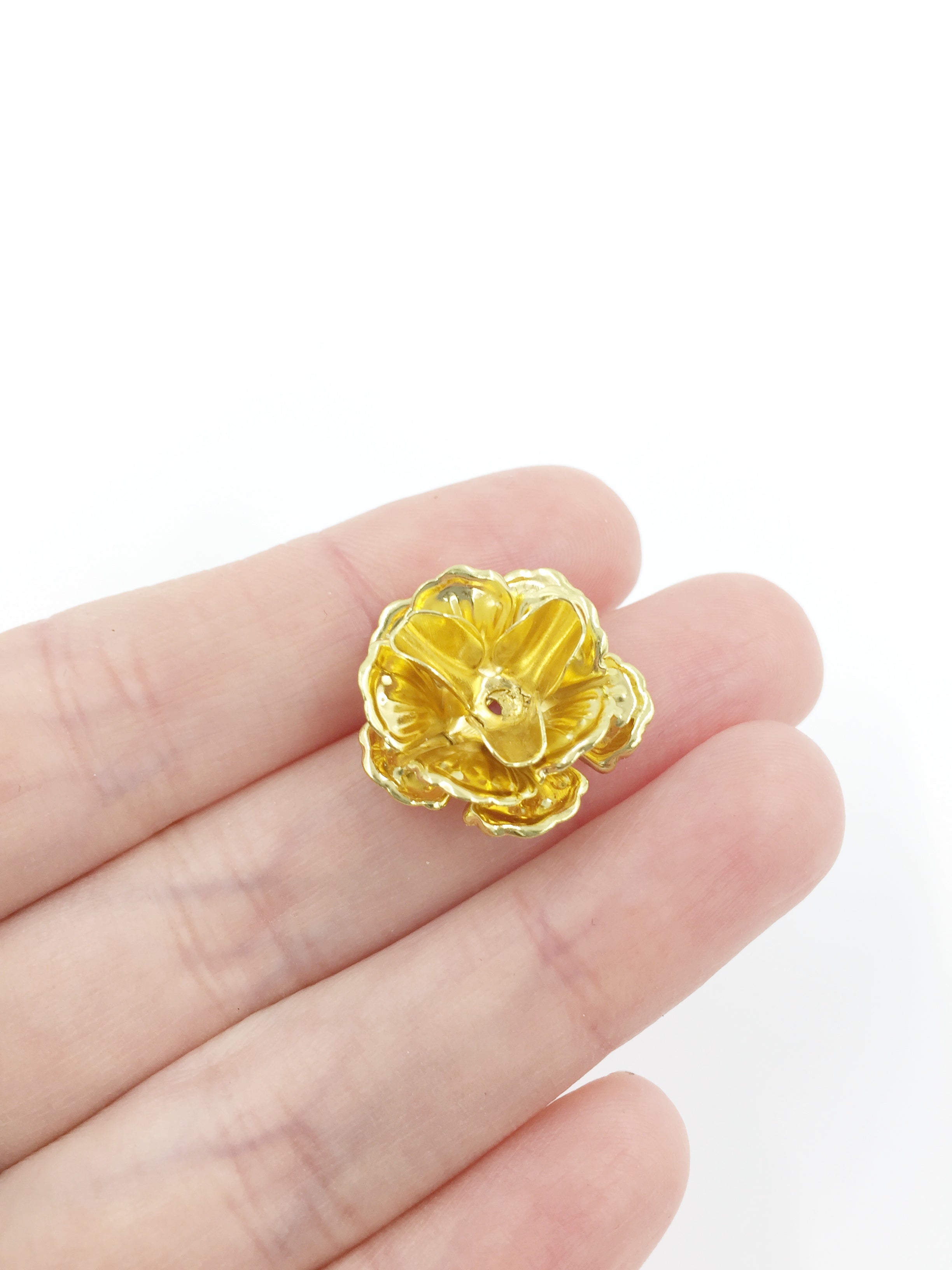 5 x Gold Brass Multipetal Flower Beads, 22mm