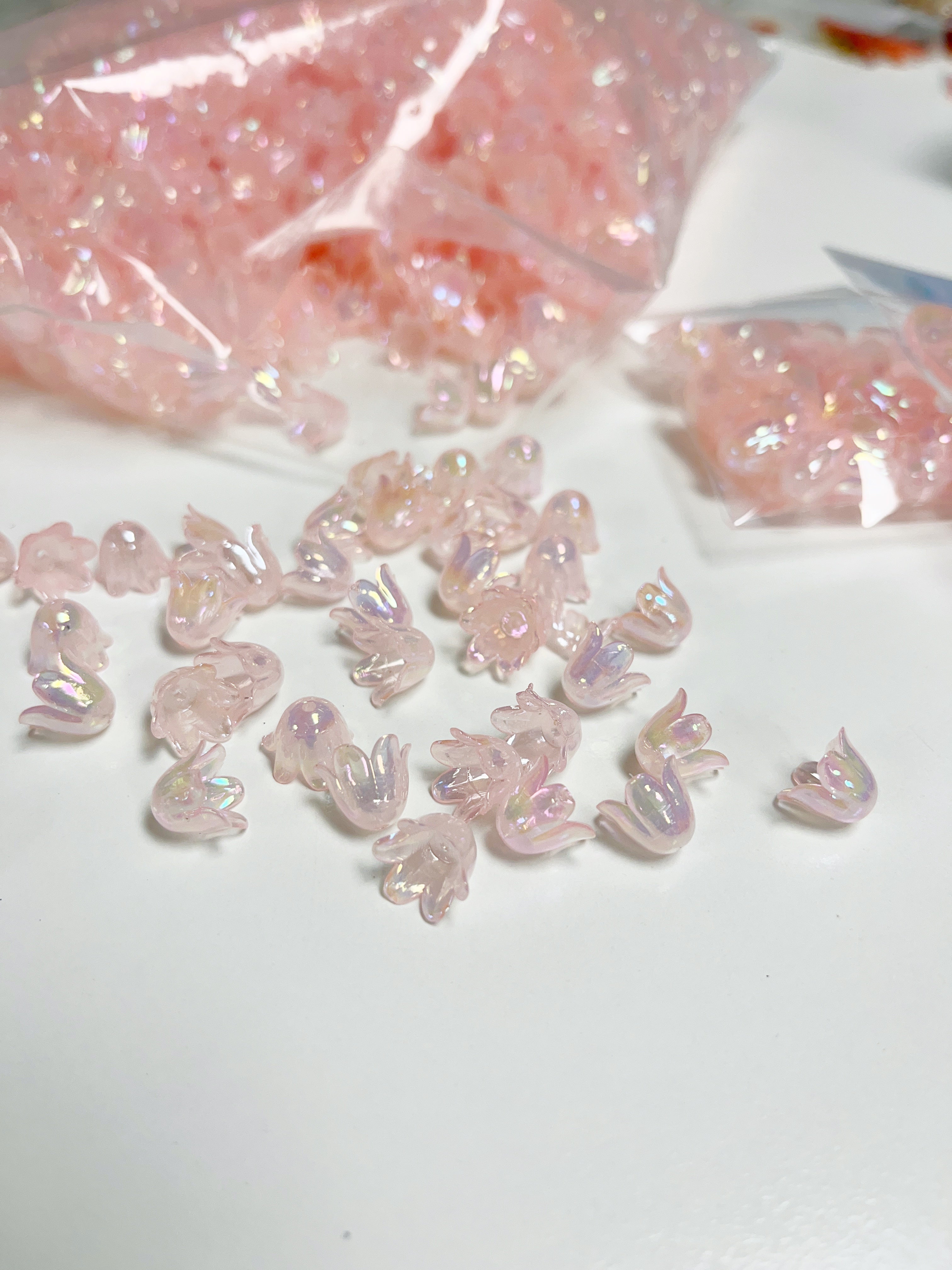 40 x Iridescent Pink Bell Shaped Flower Beads, 10x11mm
