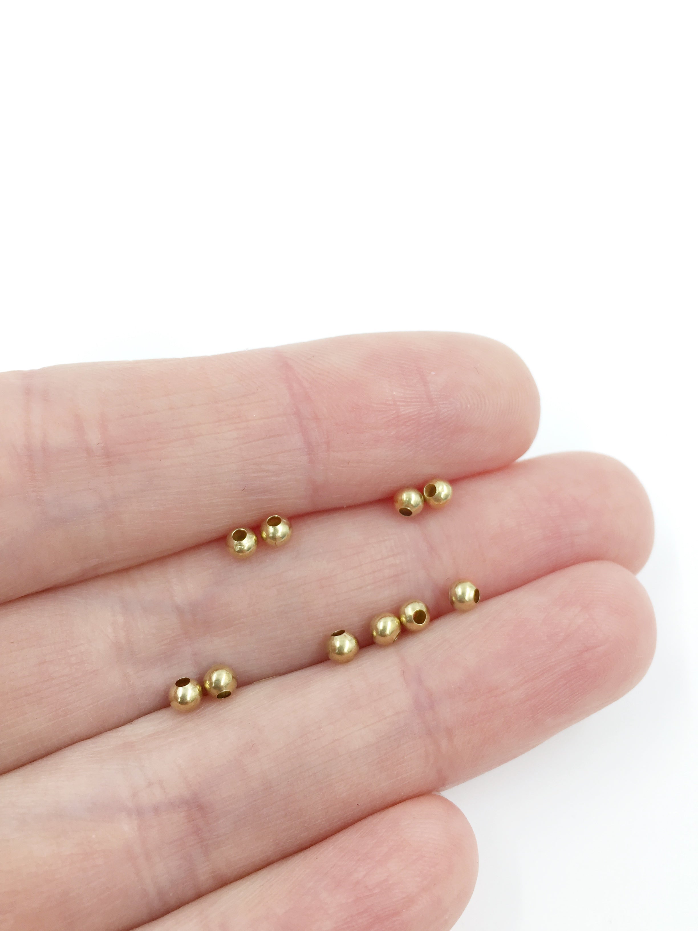100 x Seamless Polished Raw Brass Ball Spacer Beads, 3mm (C0712)