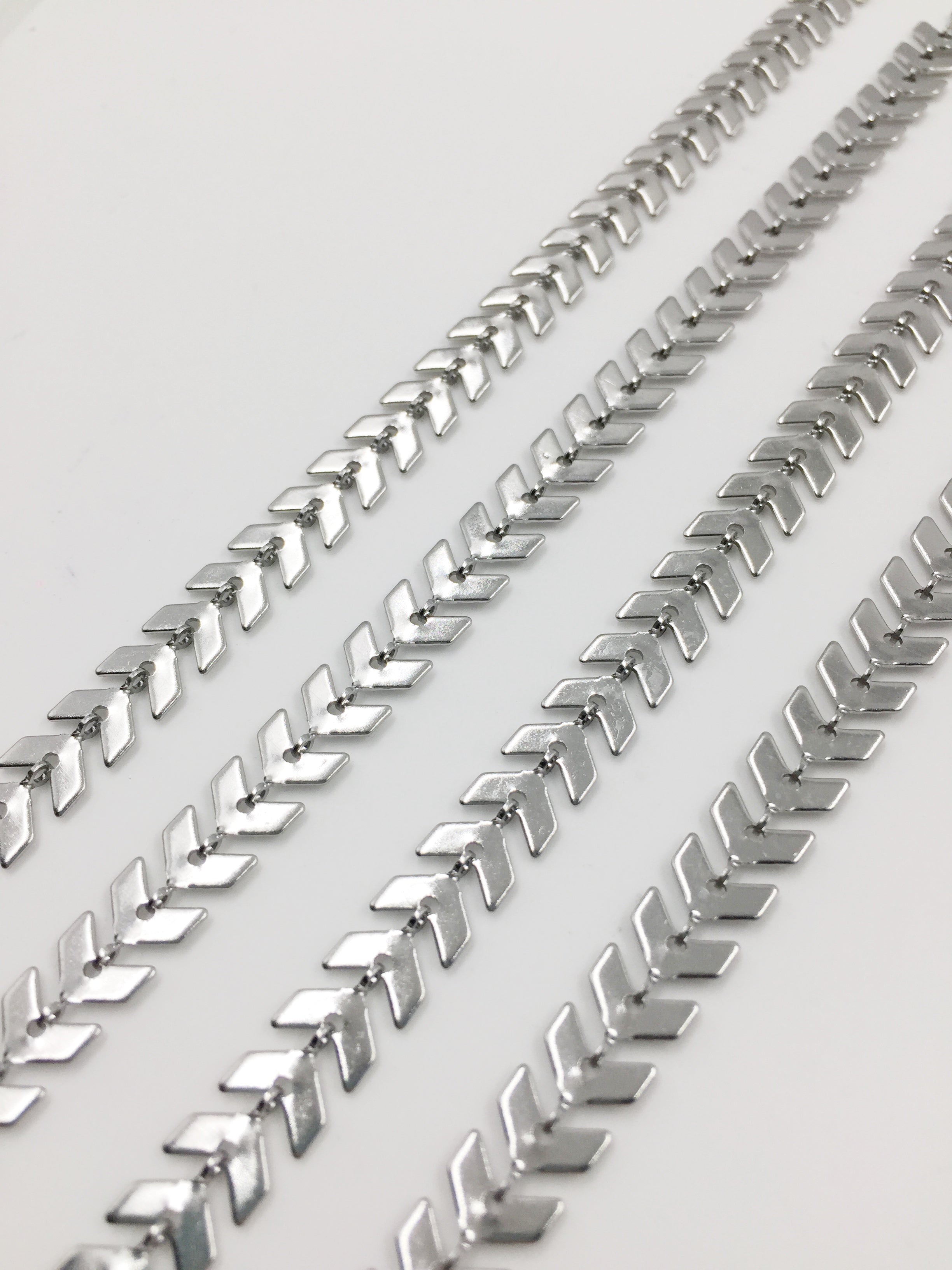 1 metre x Stainless Steel Chevron Chain, 7mm Wide