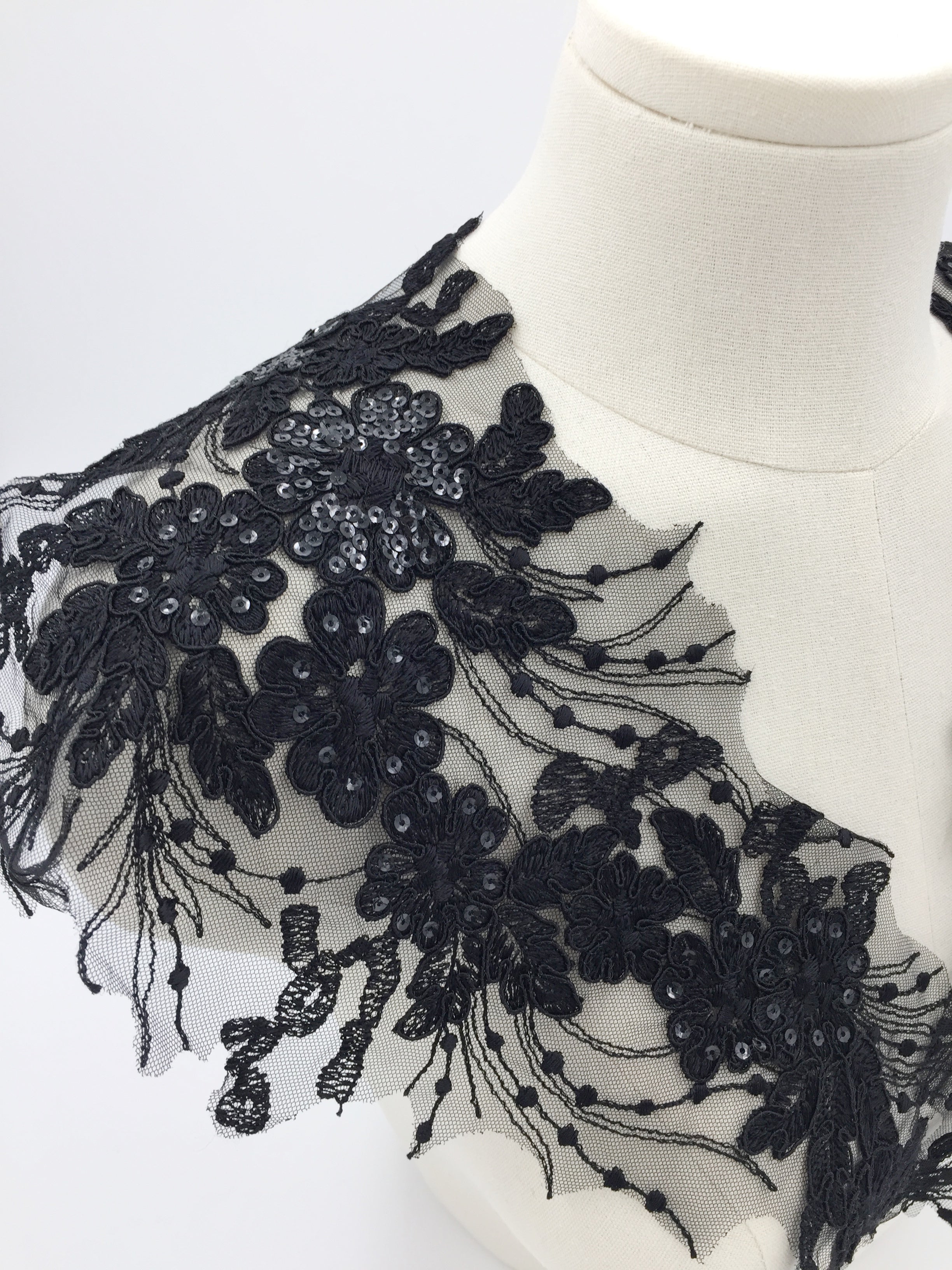 Black Floral Lace Appliques, Mirrored Pair