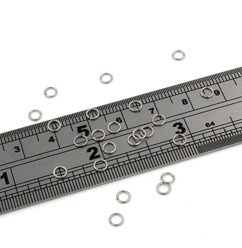 200 x Stainless Steel Jump Rings, 4x0.6mm