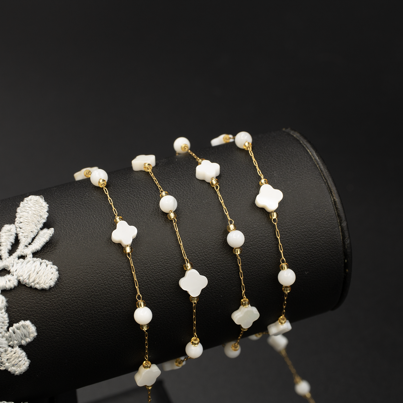 Pearl Clover Beaded Gold Chain