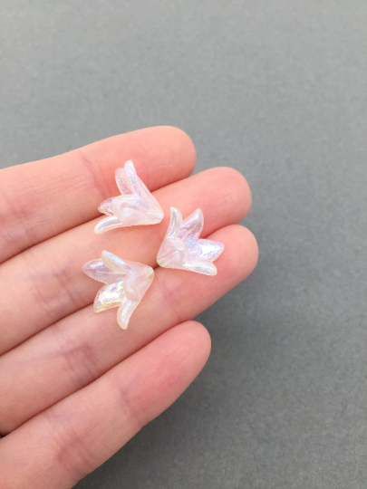 20 x AB Plated White Lily Flower Beads, 15x17mm (3155)