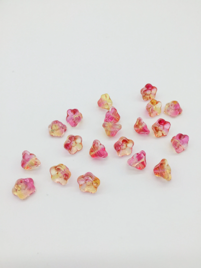 14 x Tiny Pink and Yellow Glass Trumpet Flower Beads, 8.5x5.5mm