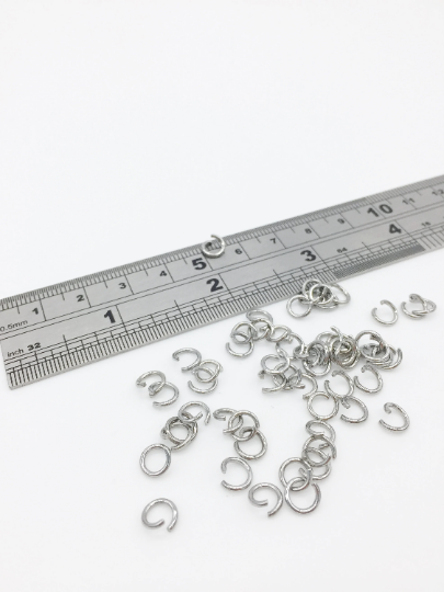 200 x Stainless Steel Jump Rings, 18 Gauge, 6x1mm (0382)