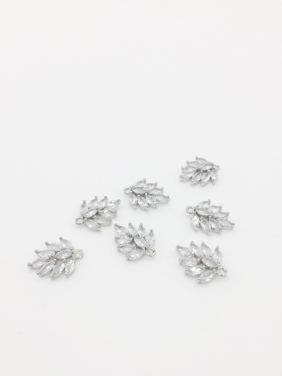 1 x Rhodium Plated Cubic Zirconia Leaf Shaped Pendant, 16x12mm (0284)