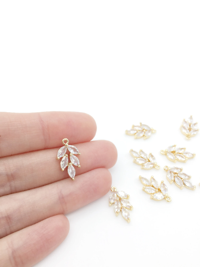 1 x 24K Gold Plated Cubic Zirconia Leaf Shaped Pendant, 17x10mm (0288G)