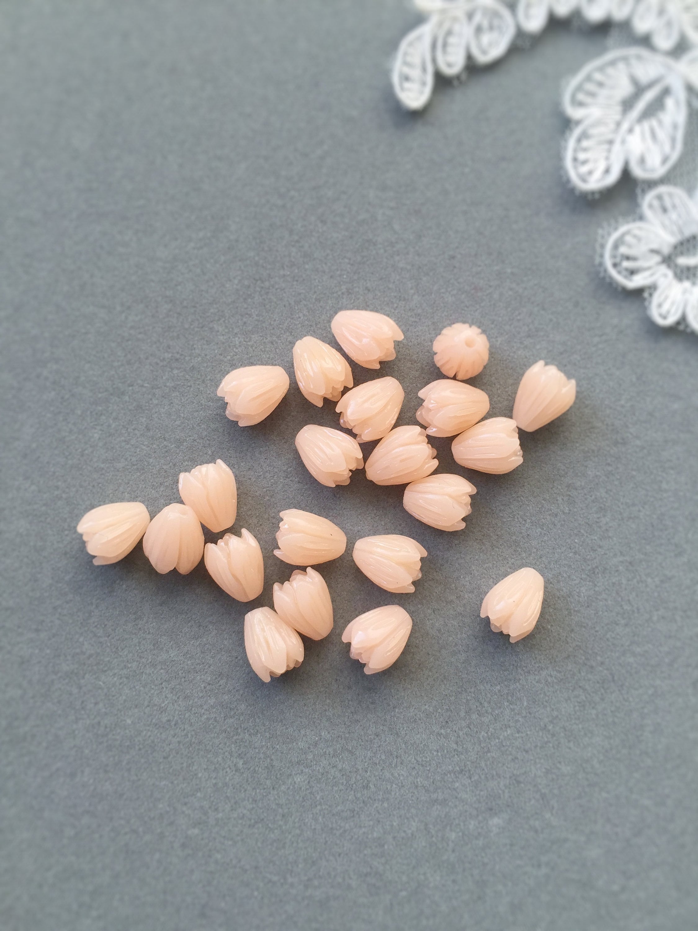 10 x Carved Coral Flower Buds, 9x7mm or 12x8mm Nude Flower Beads (0797)