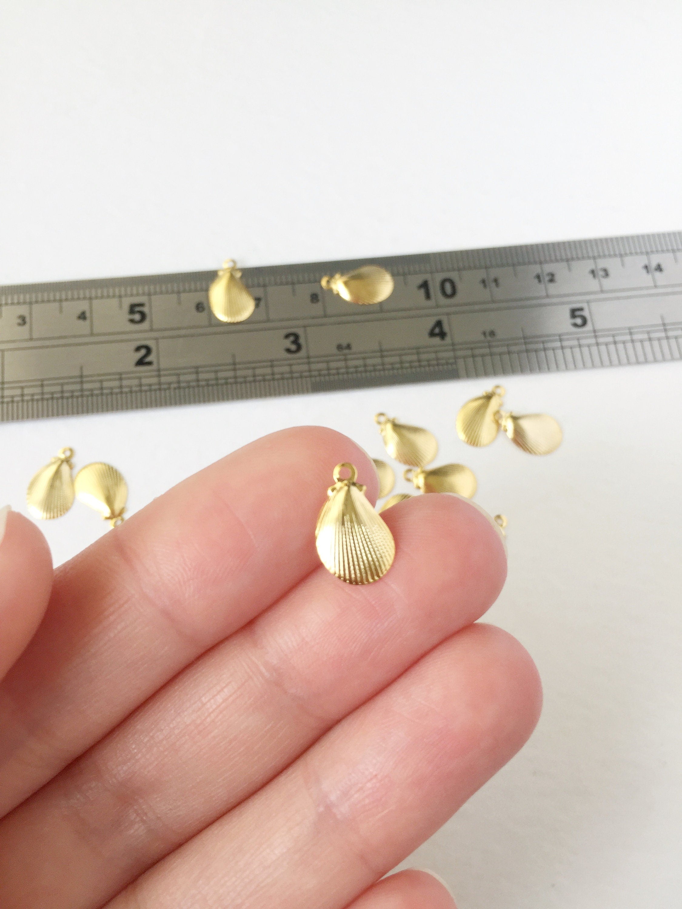 10 x Gold Plated Stainless Steel Shell Charms, 12x8mm