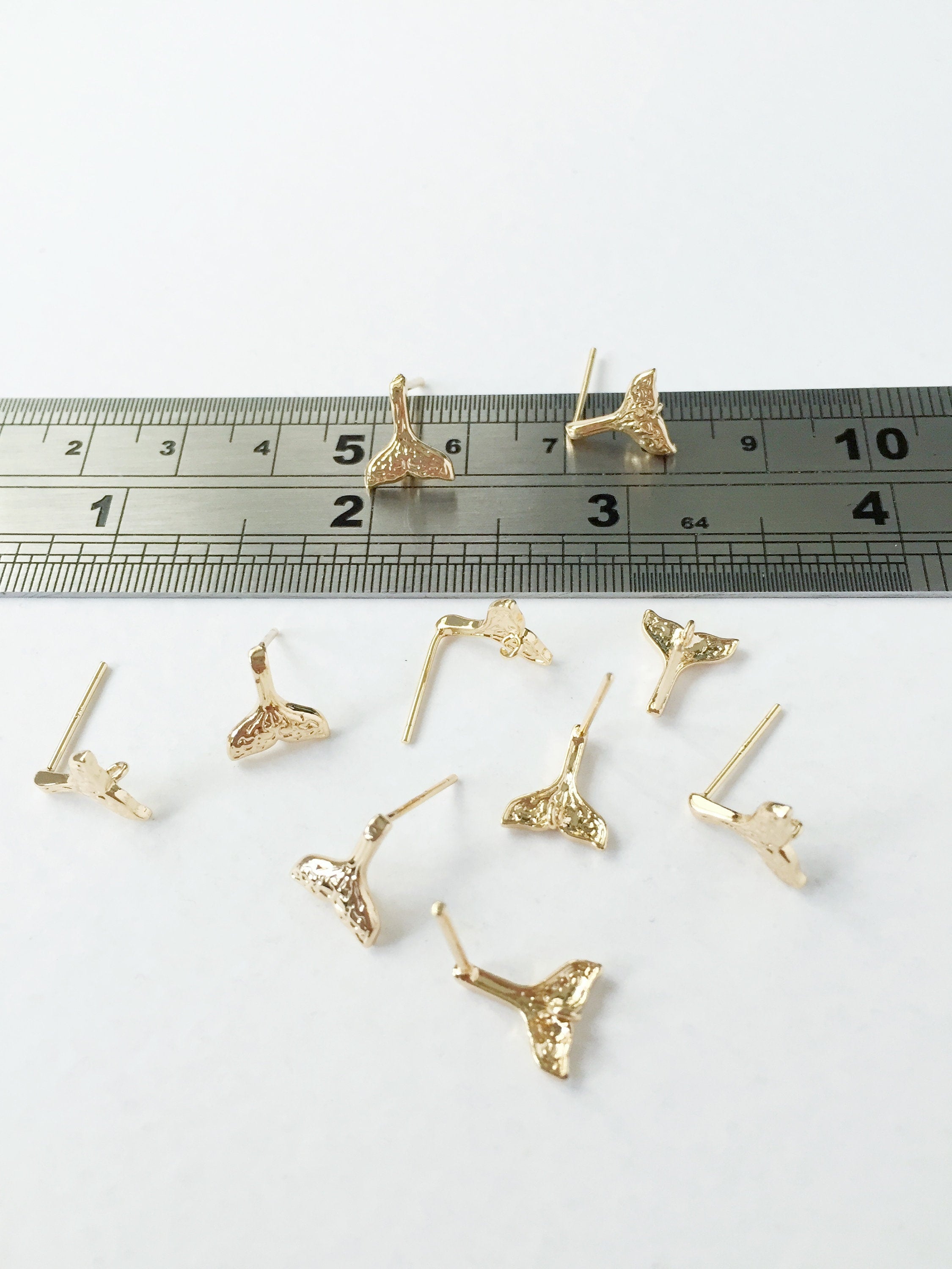1 pair x 18K Gold Plated Mermaid Earring Studs, 11mm (0834)