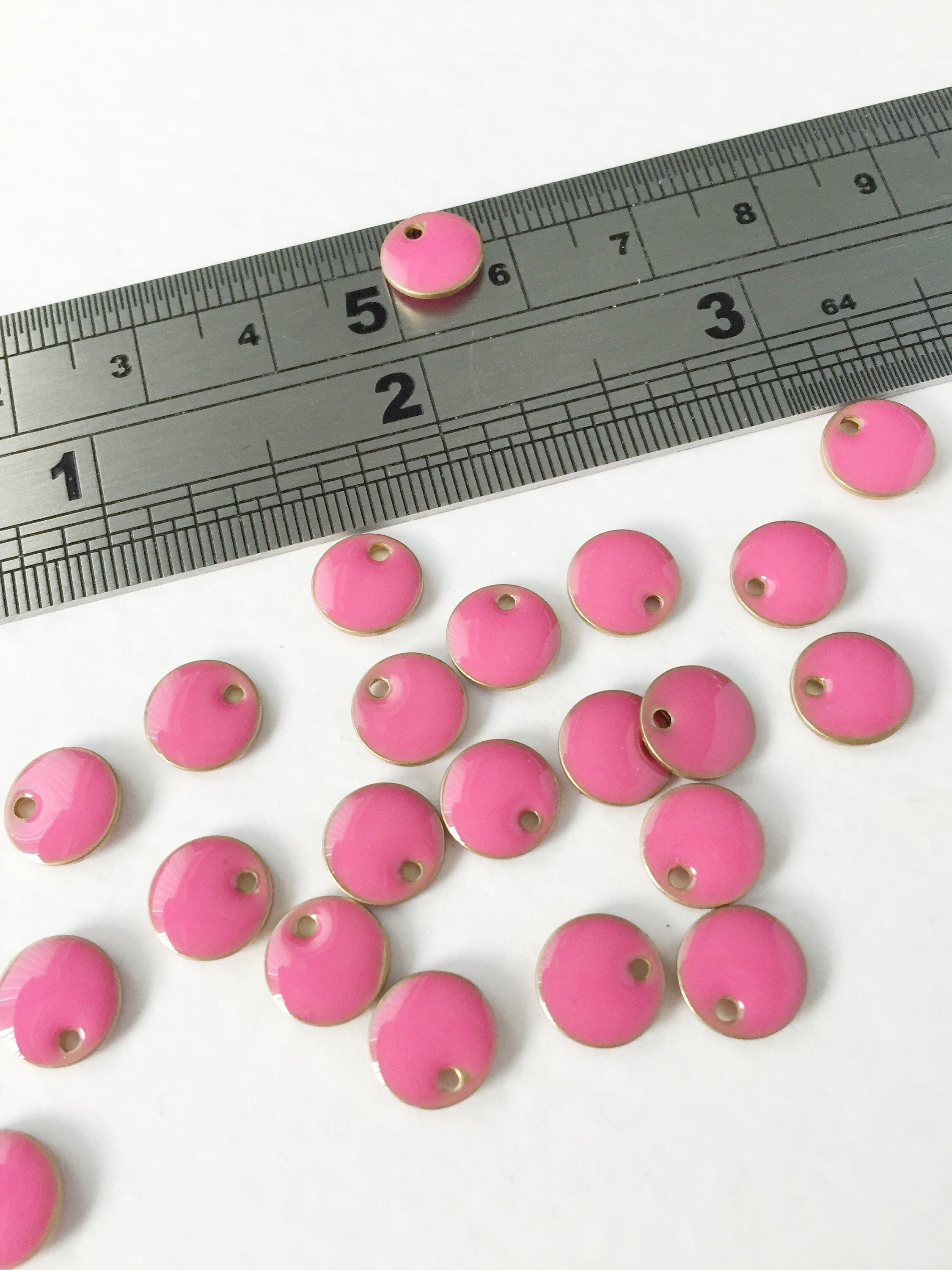 8 x 8mm Hot Pink Enamelled Metal Sequin Charms