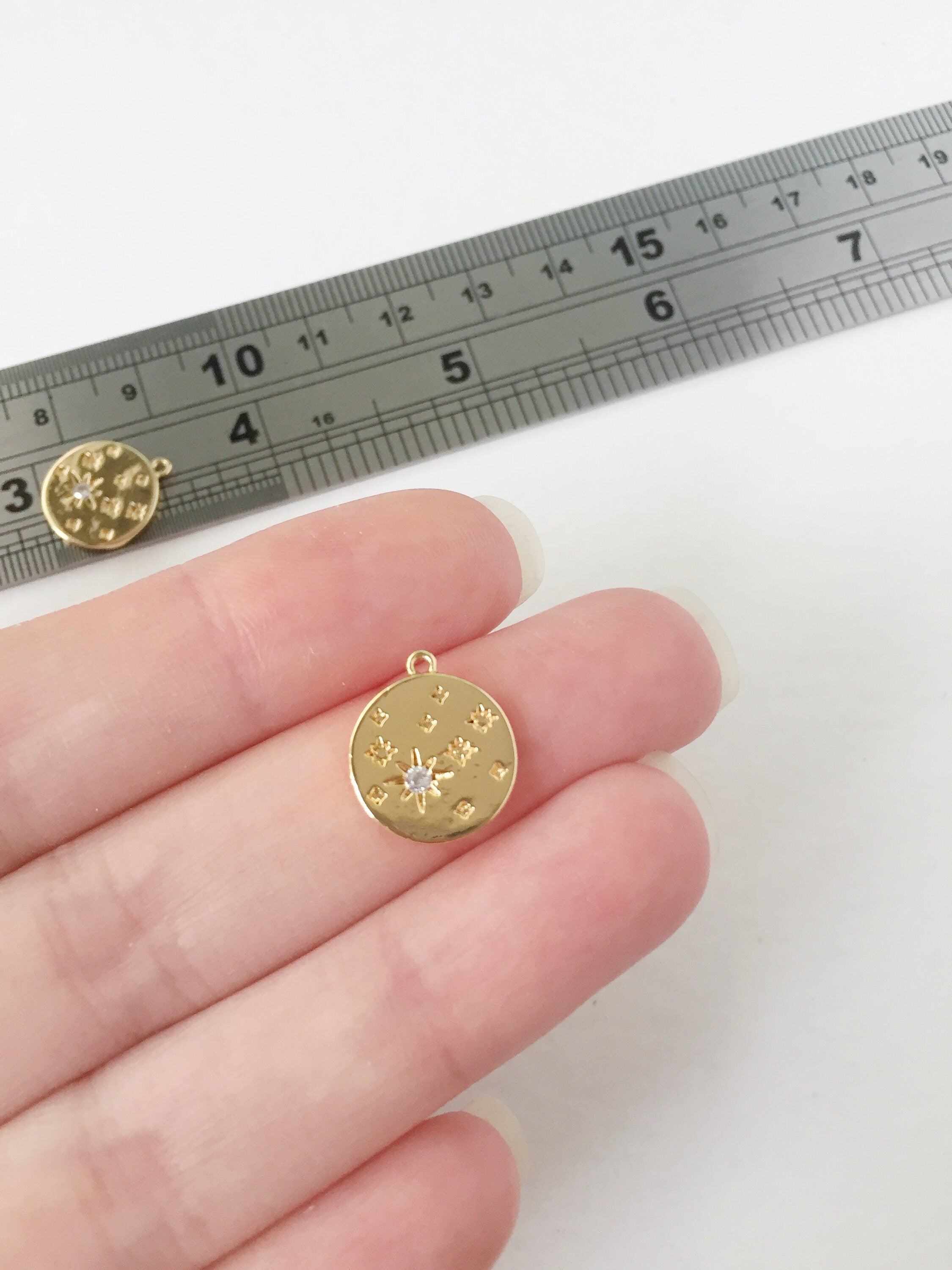 1 x 18K Gold Plated Coin Shaped Star Pendant with Cubic Zirconia, 13x11mm (0122)