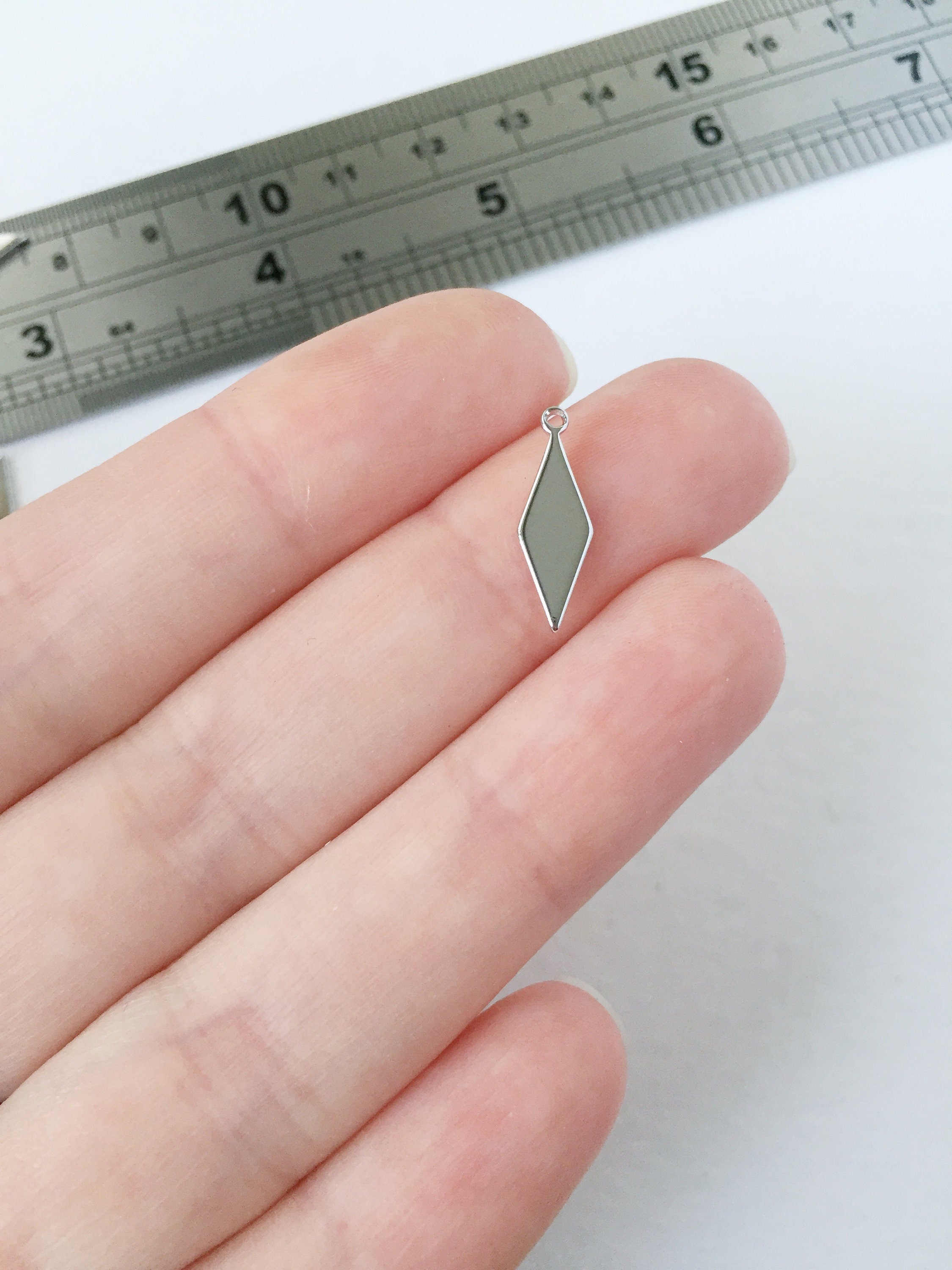 6 x Real Platinum Plated Rhombus Charms, 16x5.5mm (0439)