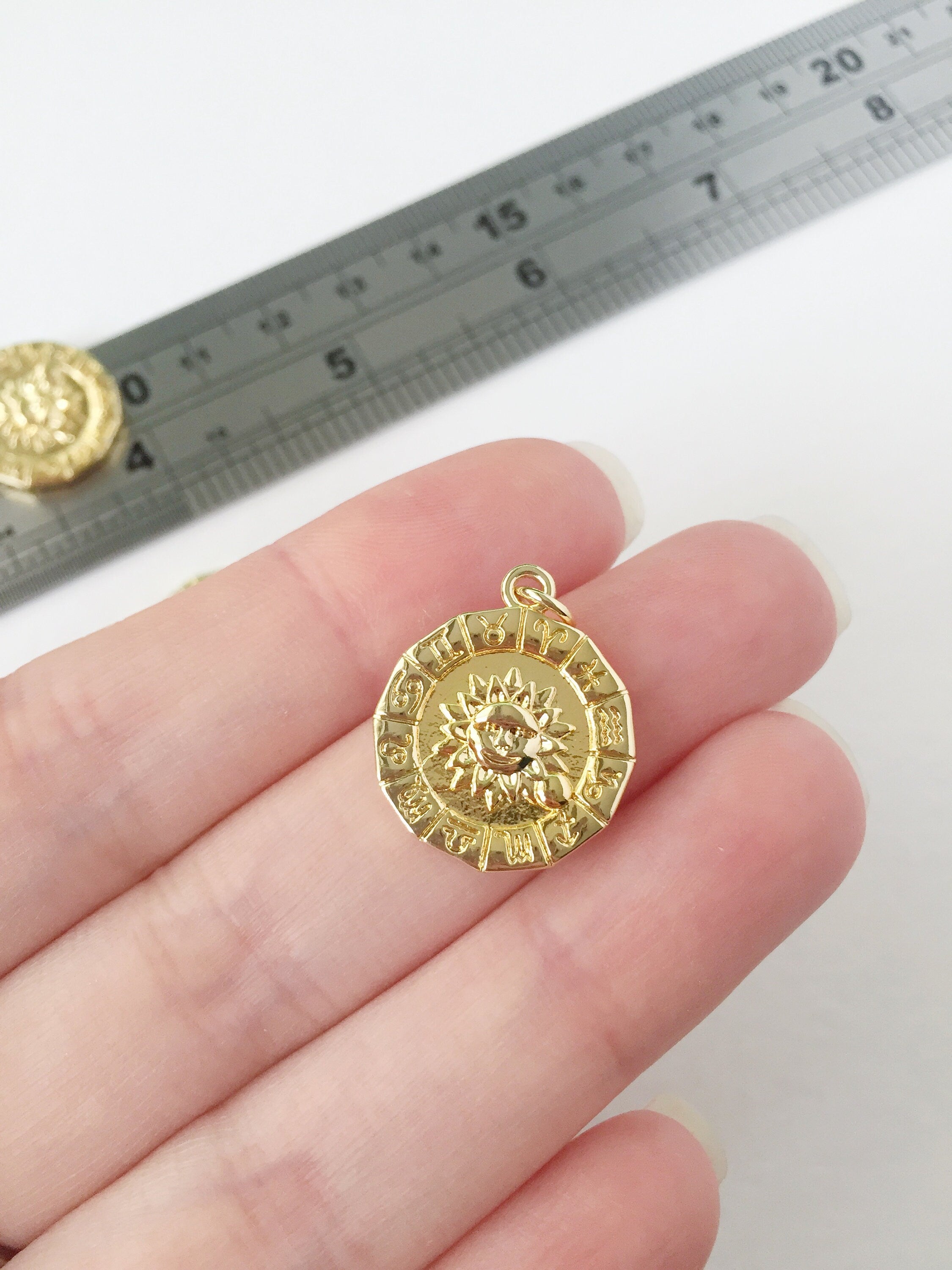1 x 18K Gold Plated Sun Coin Charms, 18x21mm (0120)