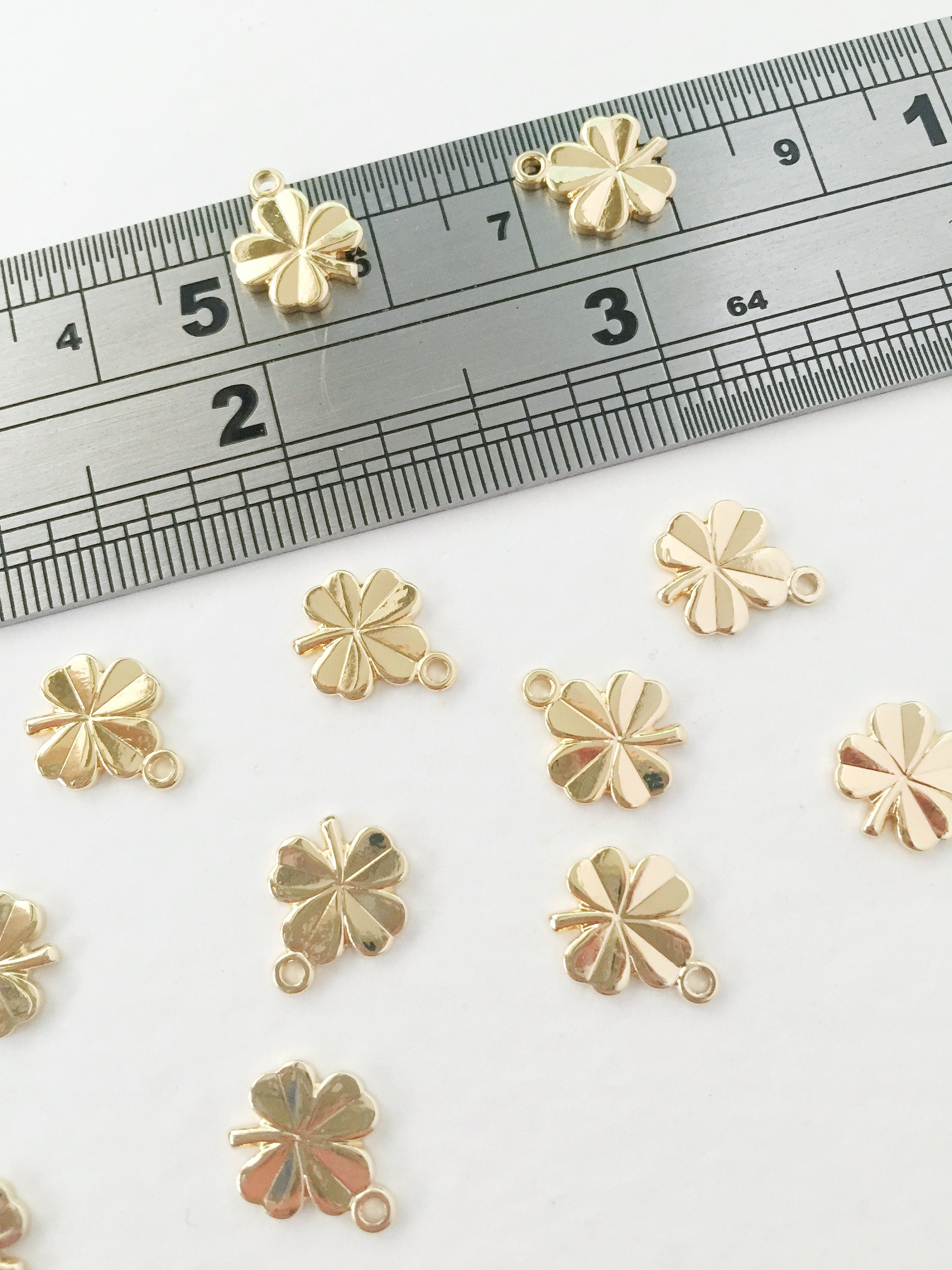 2 x 18K Gold Plated Four Leaf Clover Charms, 10x9mm (0142G)