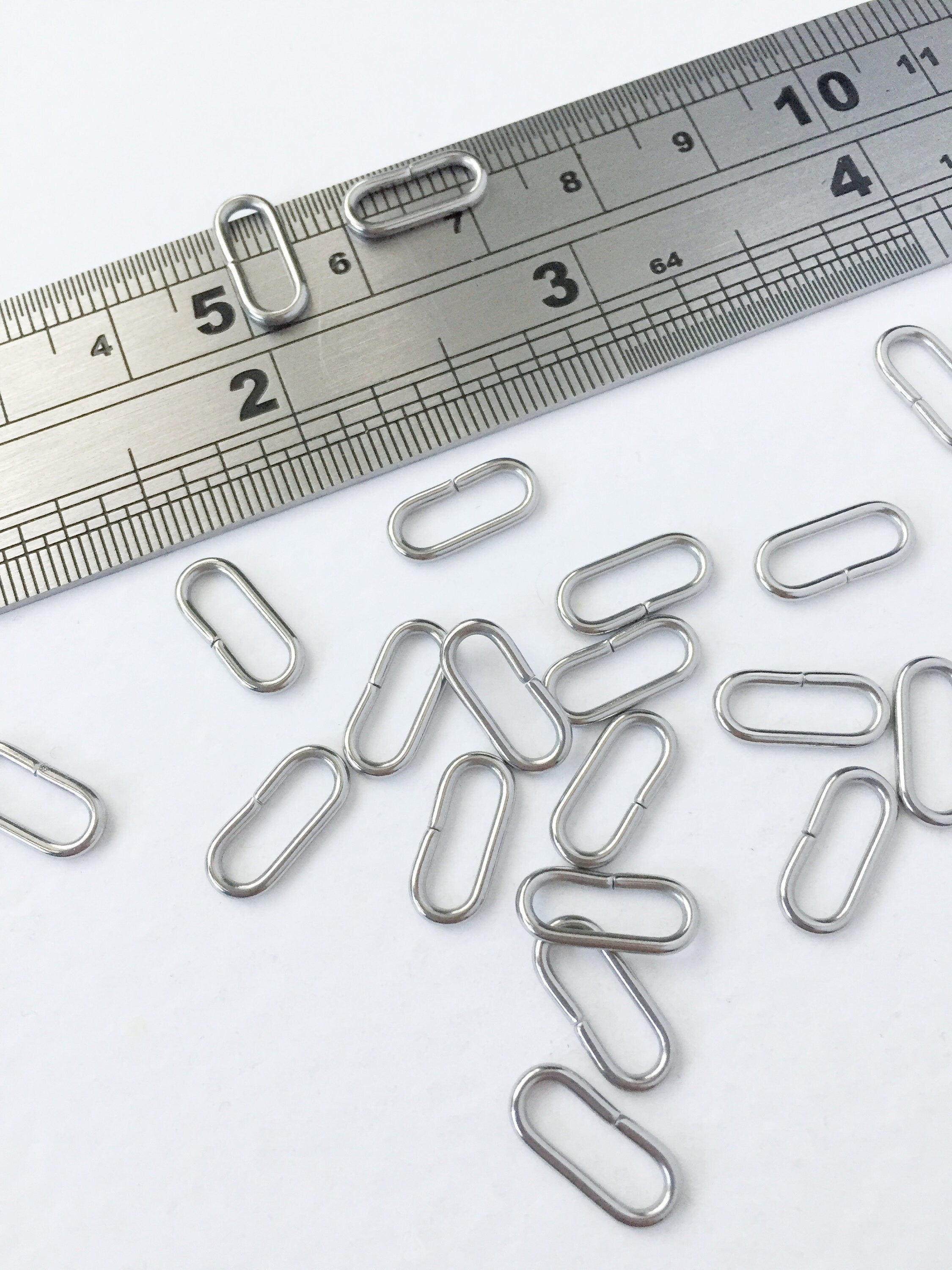 20 x Stainless Steel Pill Shape Connectors, 12x5.5mm Open Chain Links (0802)