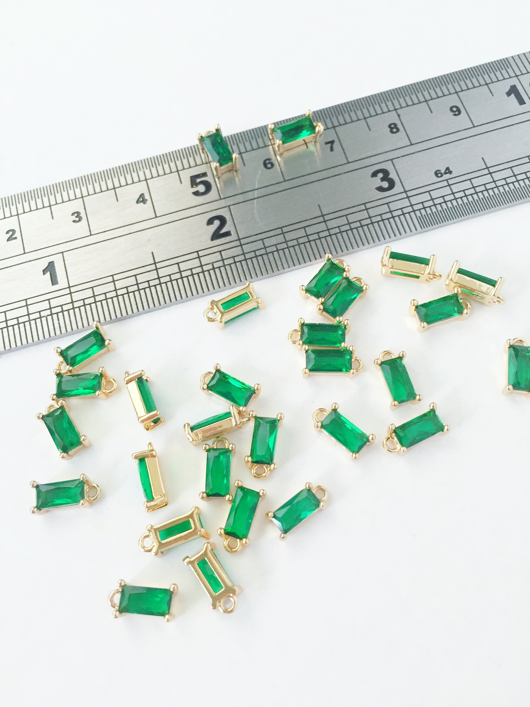 2 x Tiny Emerald Green Baguette Cut Crystal Charms, 4x8mm (1005)