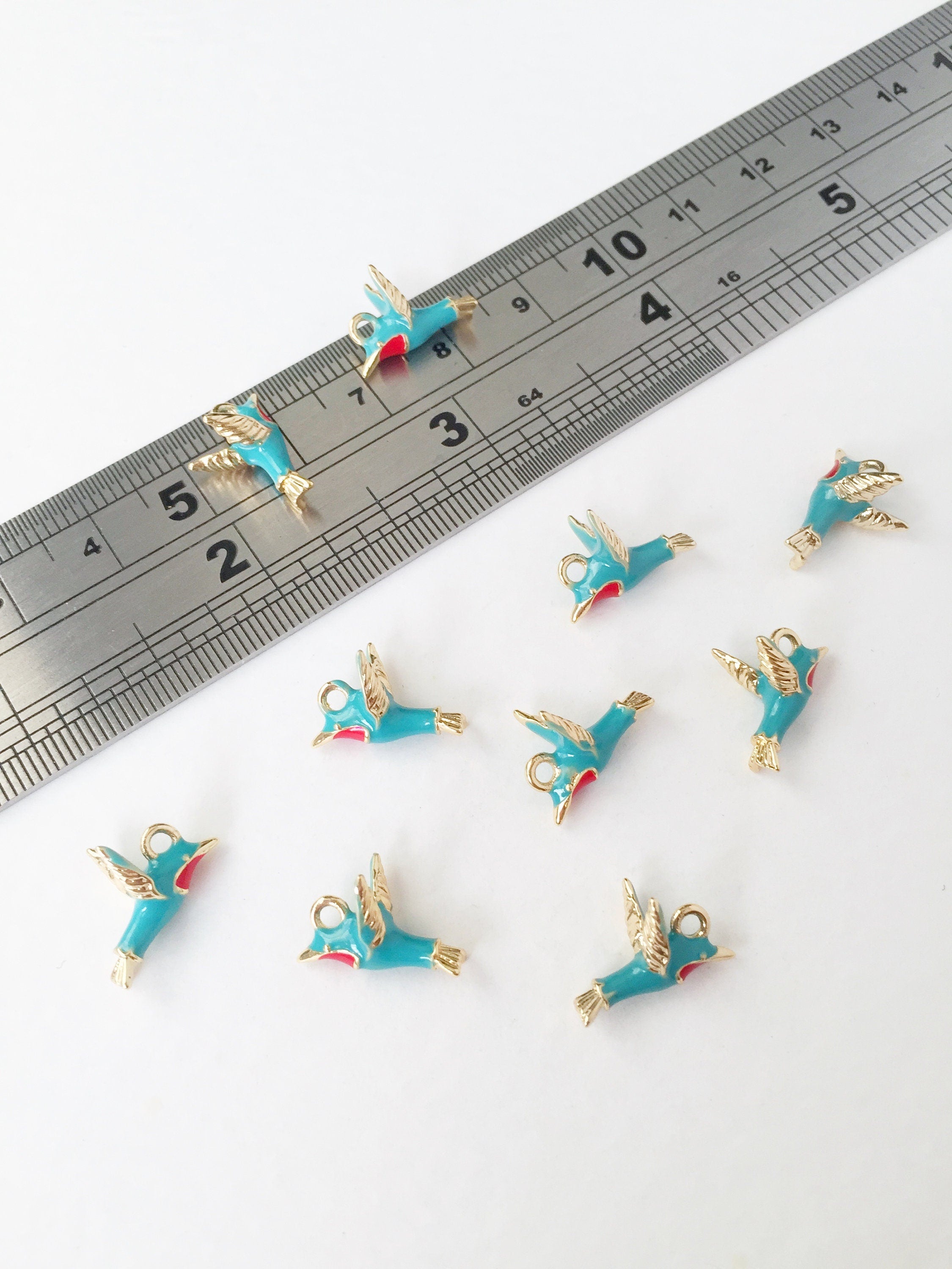 2 x 18K Gold Plated Hummingbird Charms, 14x9mm (1029)