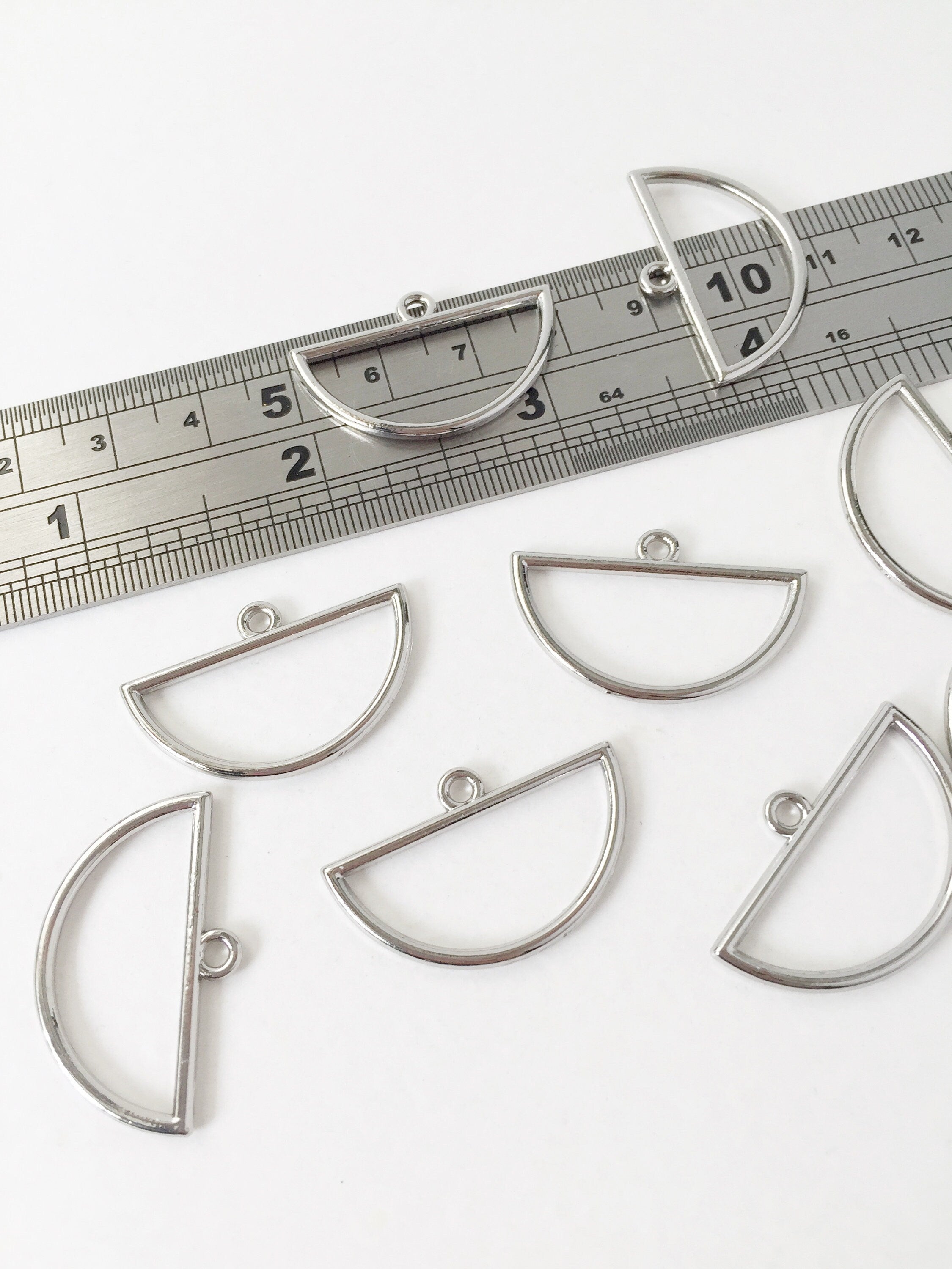 4 x Platinum Plated Semi-circle Open Back Bezel Pendants, 30x18.5mm (1488)