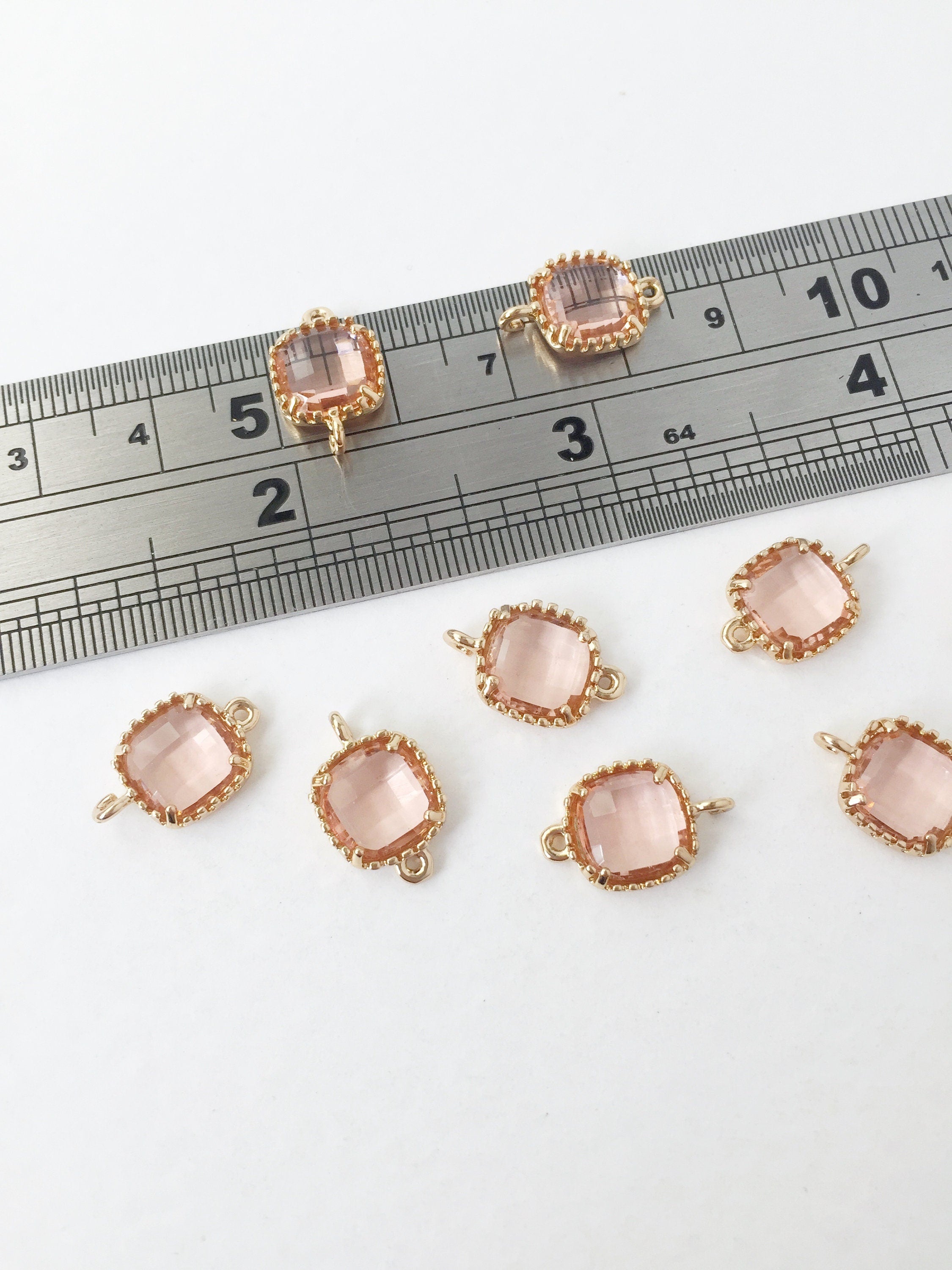 2 x Gold Plated Faceted Peach Blush Glass Connector, 15x10mm (1091)