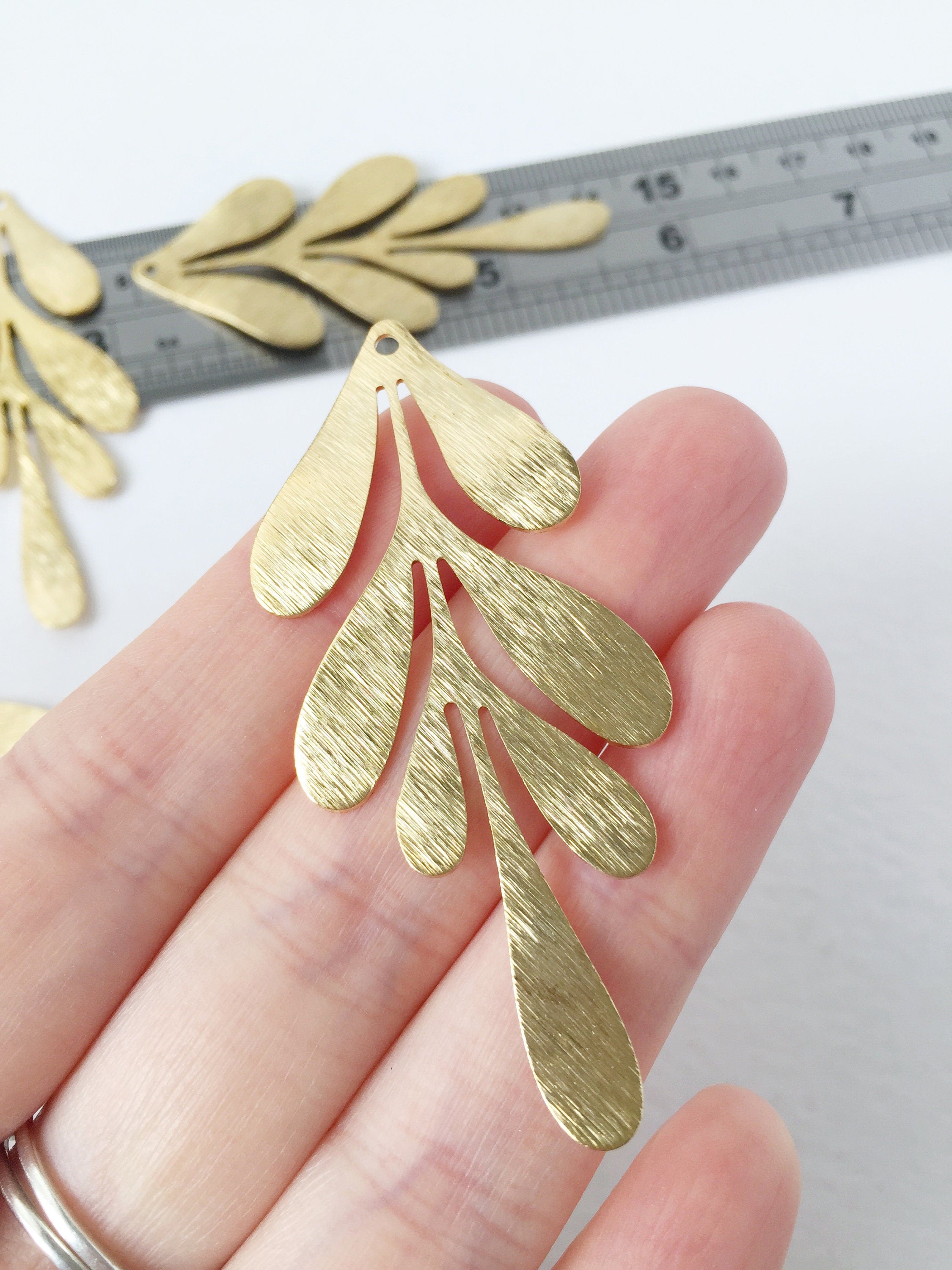 4 x Raw Brass Large Textured Leaf Pendants, 63x28mm (1683)