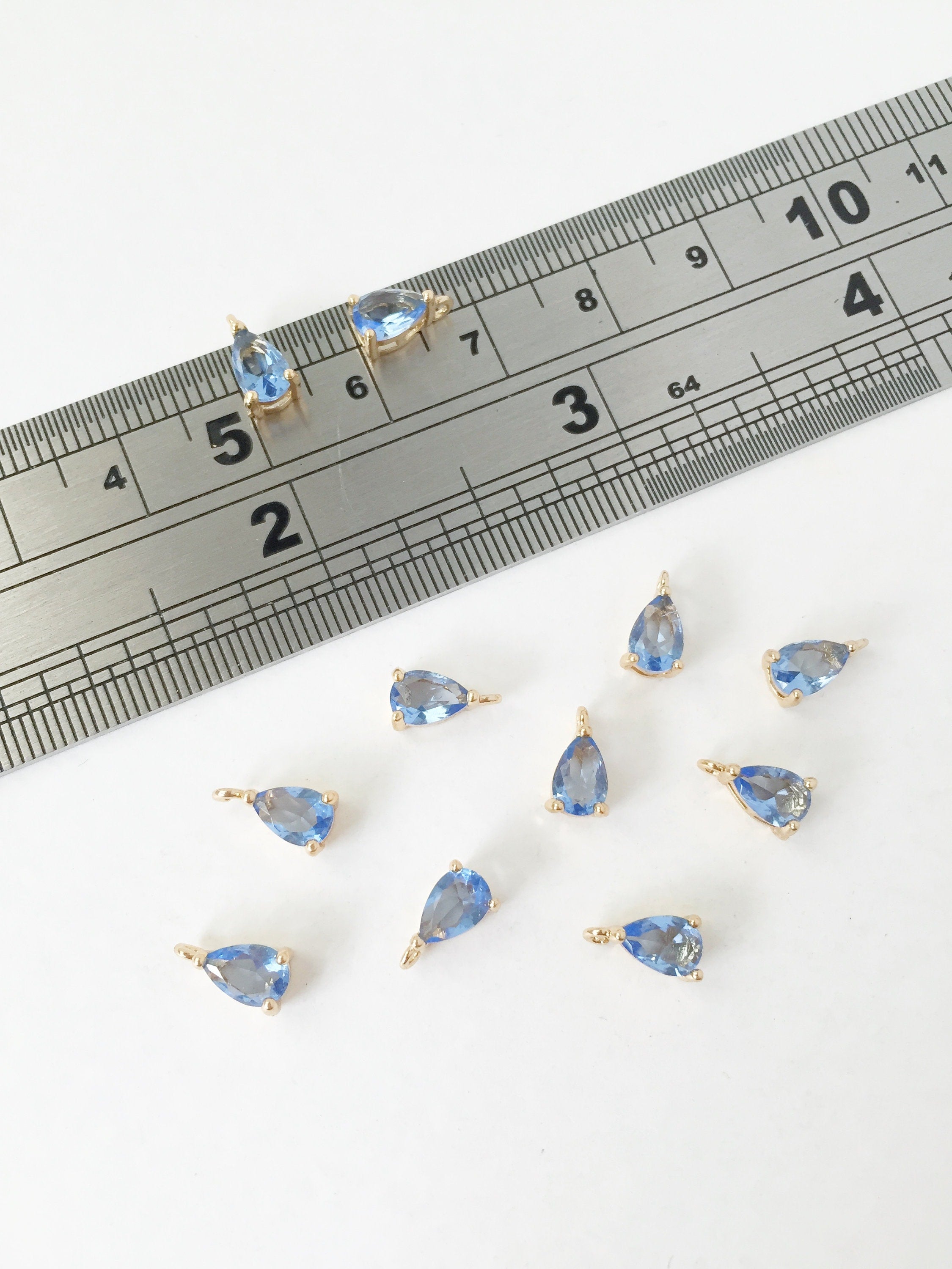 2 x Tiny Gold Plated Blue Cubic Zirconia Teardrop Charms, 8x4mm(1586)