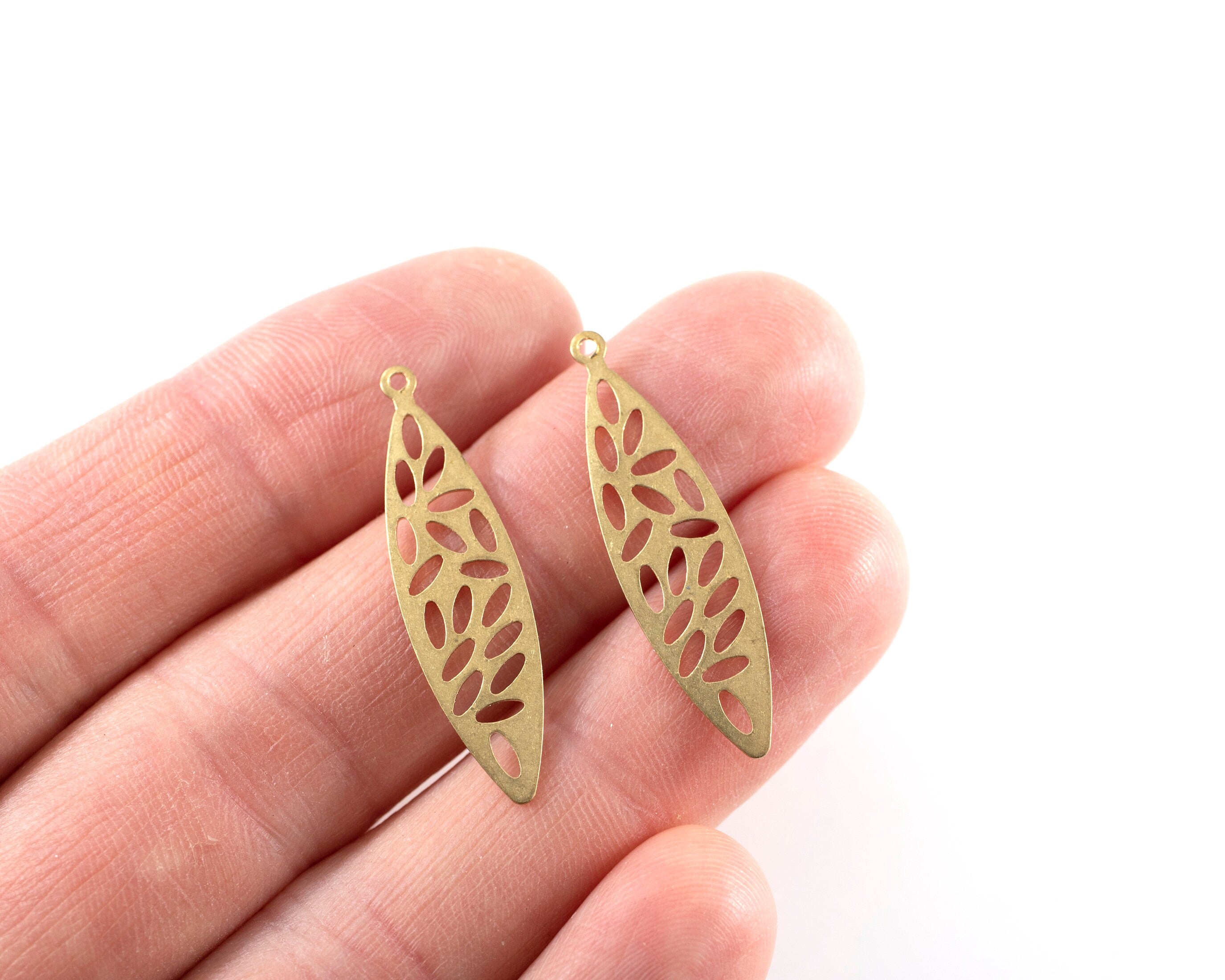 4 x Raw Brass Leaf Drops, 33x9mm (C0441)