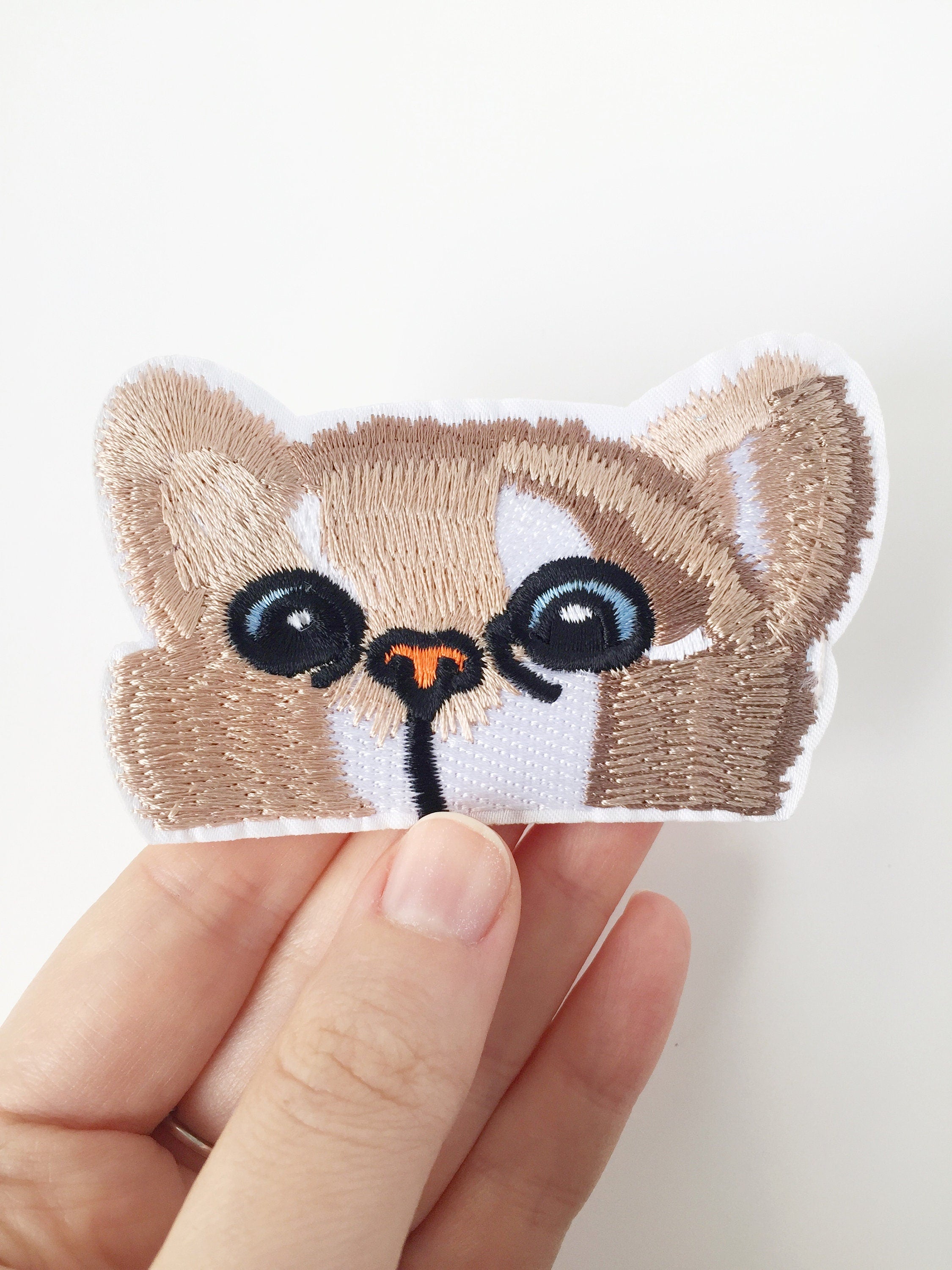 Peeping Cat Iron-on Patch, Embroidered Cat Motif