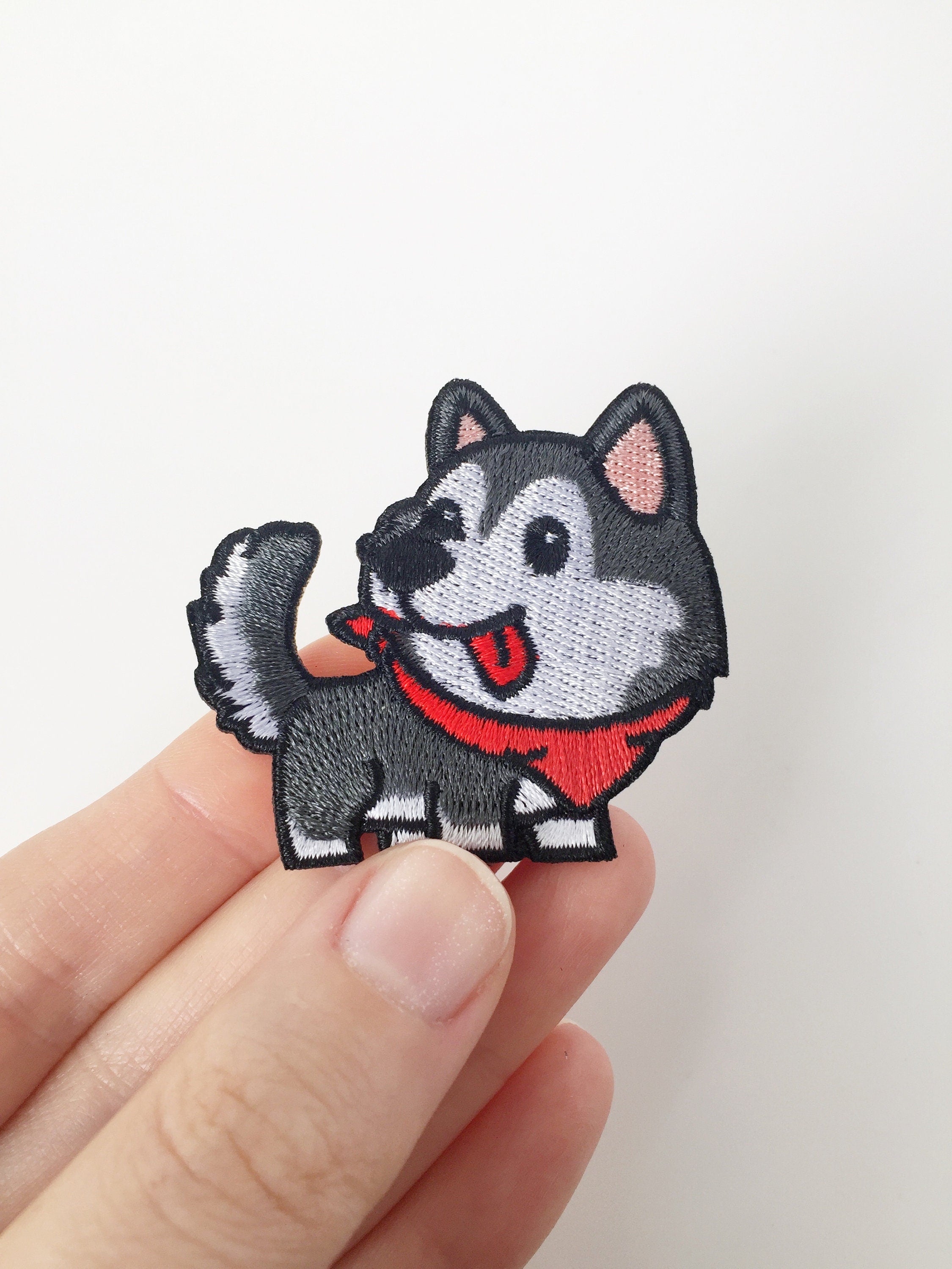 Husky Iron-on Patch, Embroidered Husky Pup Motif Badge