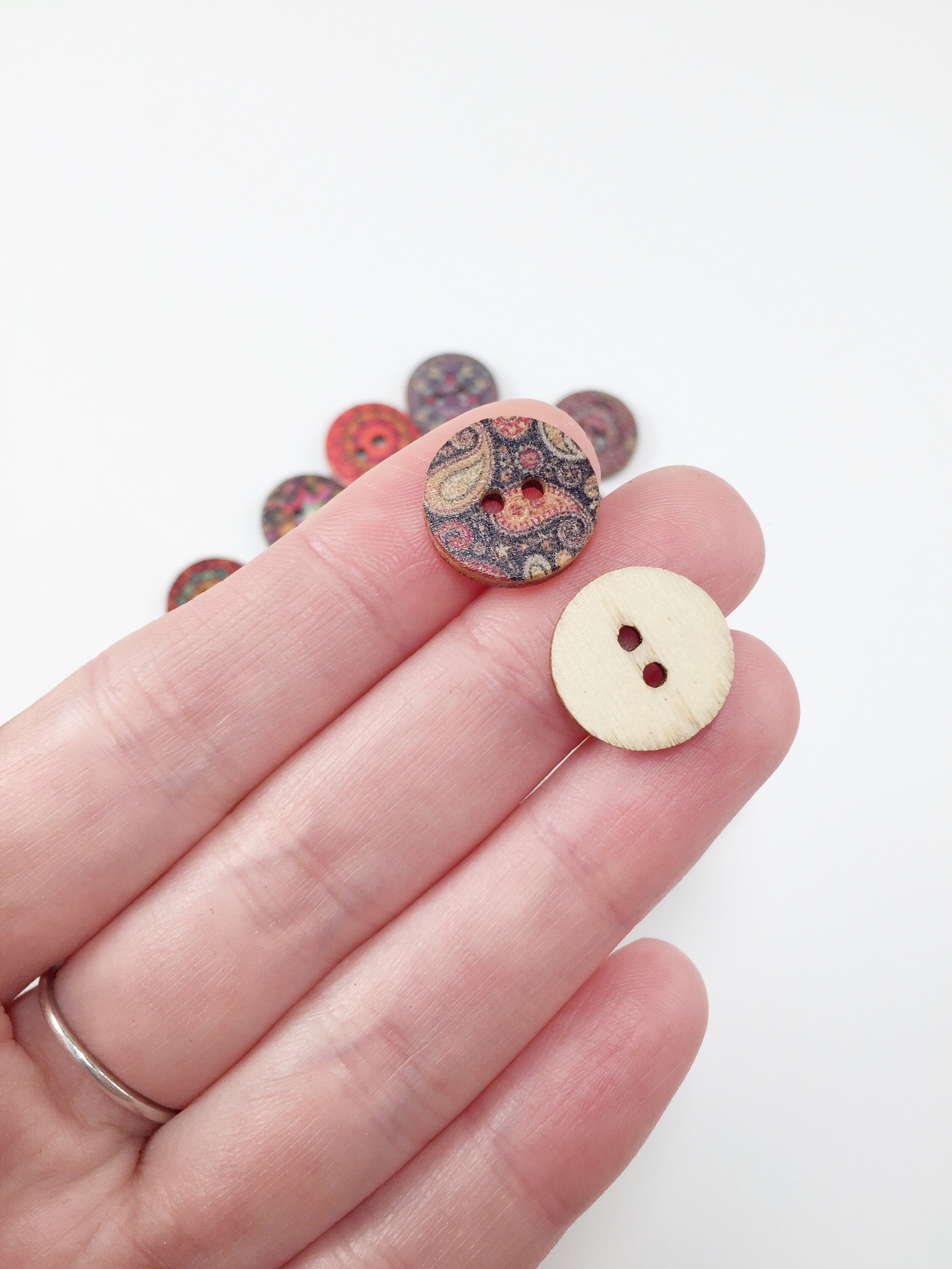 20 x Colourful Round Wooden Buttons with Printed Pattern, 15mm