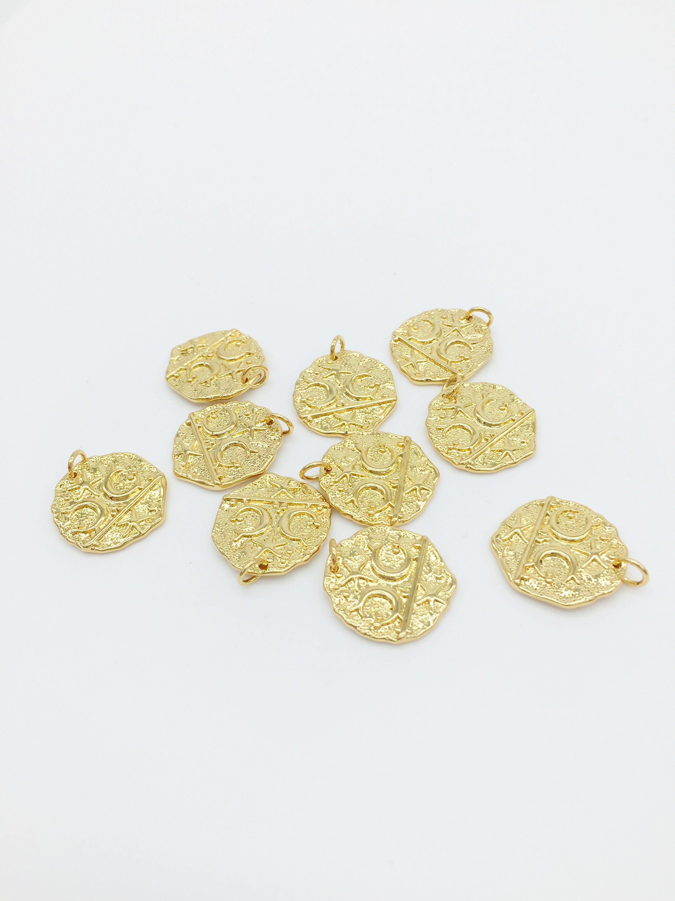 1 x 18K Gold Plated Textured Double Moon Pendant, 17x18.5mm