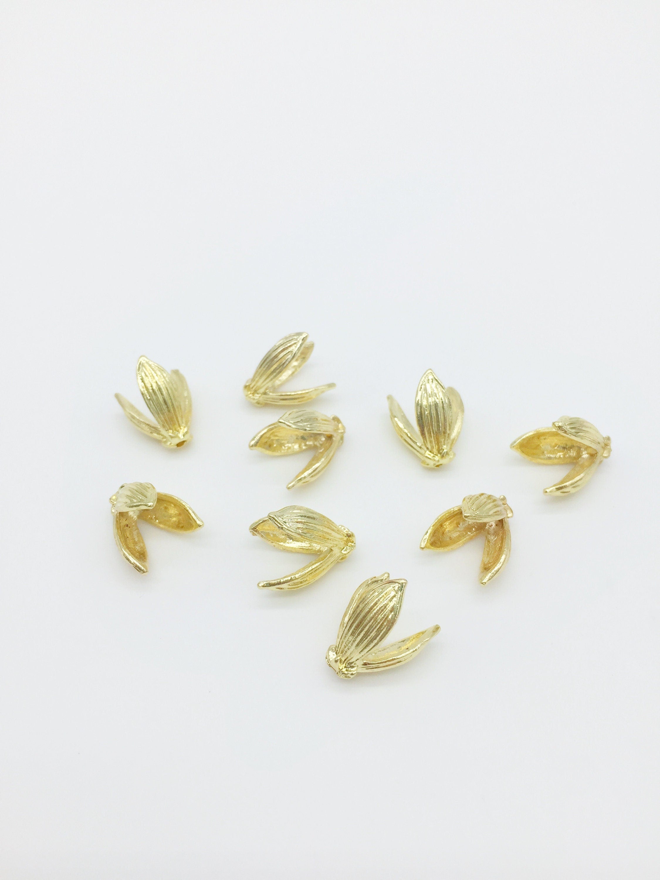 6 x Light Gold Flower Bud Bead Caps, 15x12mm