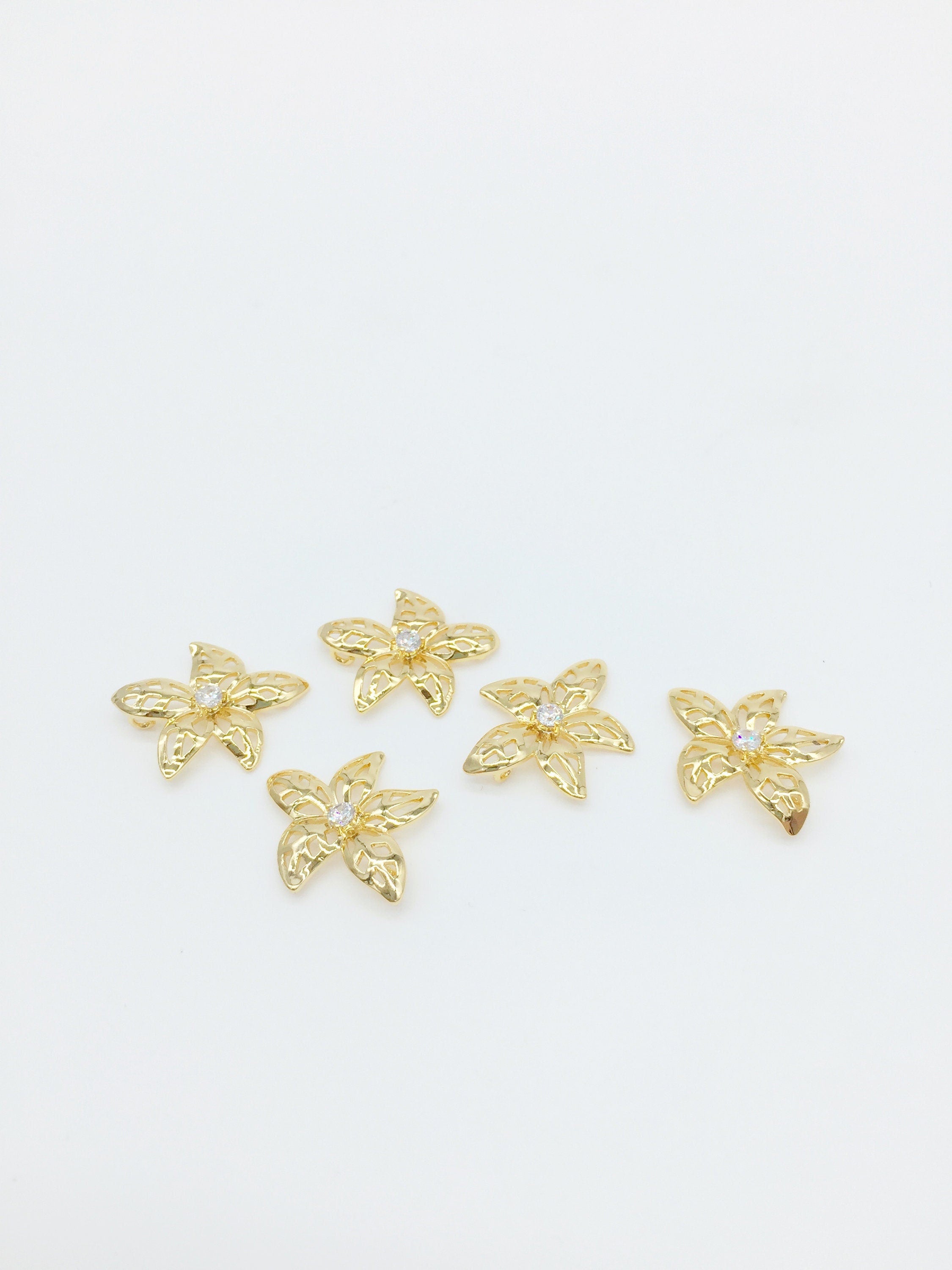 1 x 18K Gold Plated Flower Charm with Cubic Zirconia, 21x17mm (2732)