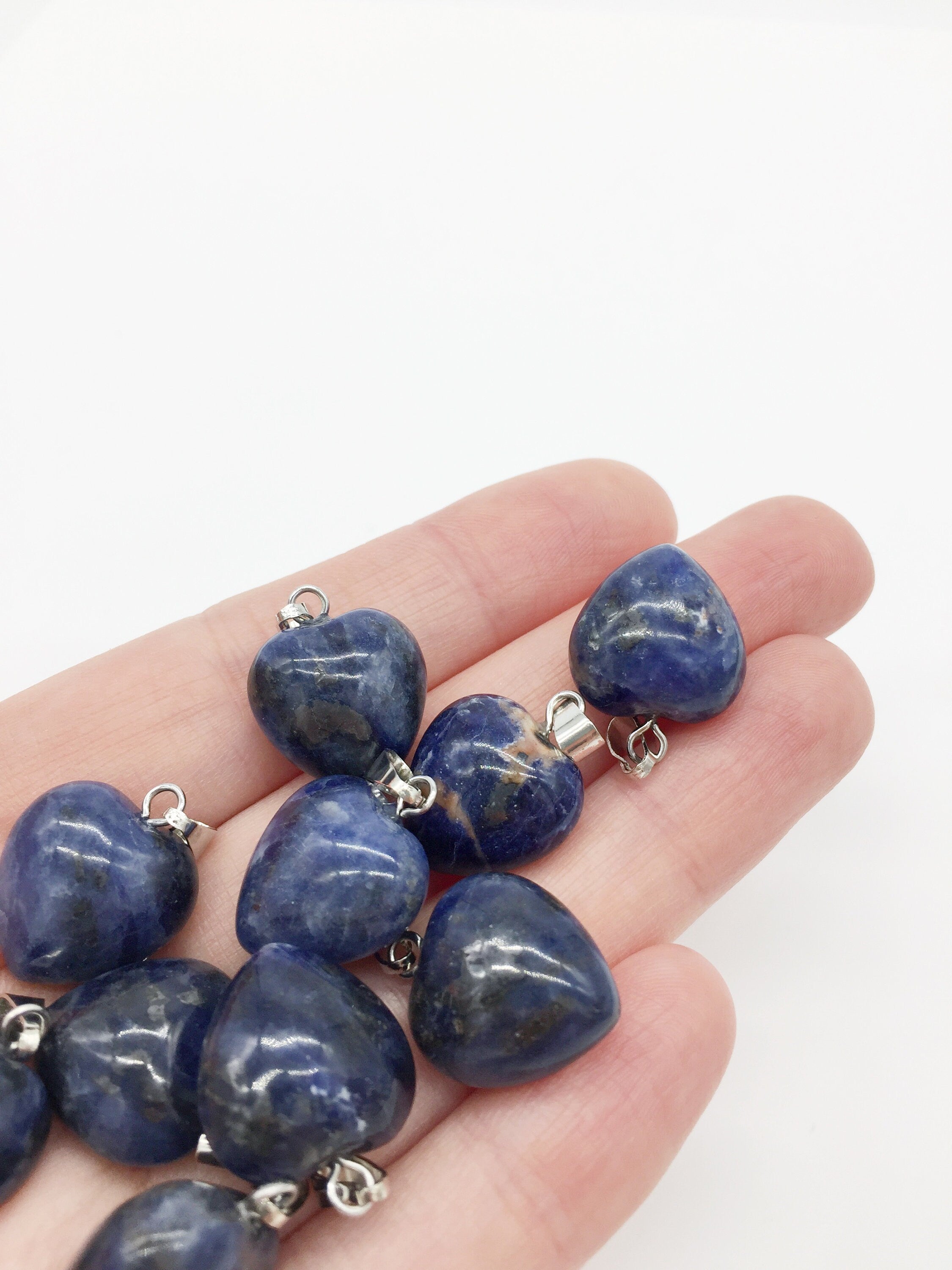 1 x Puffy Heart Sodalite Pendant, 19x15mm Gemstone Charm (1074)